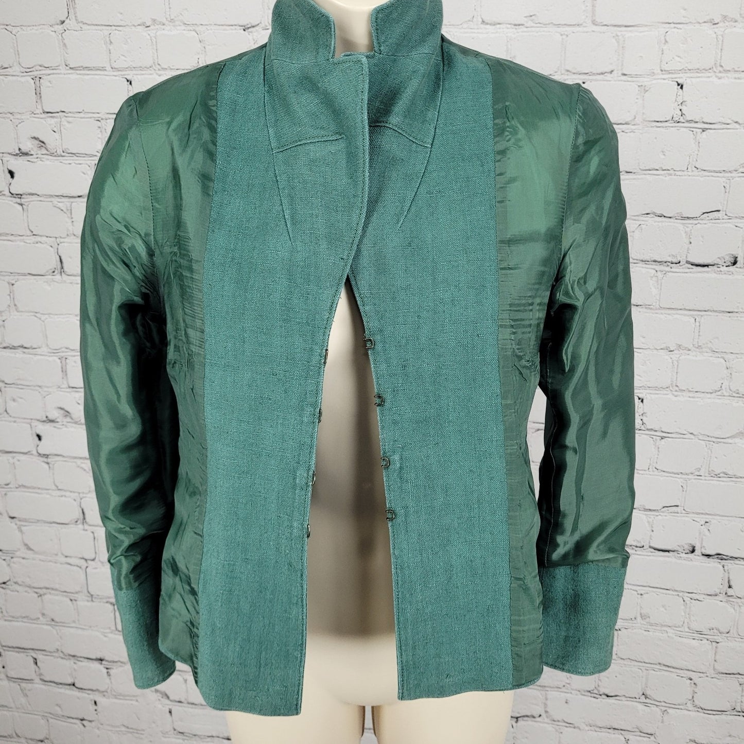Akris Punto Green 100% Linen Hook Loop Closure Notch Suit Jacket Size 4
