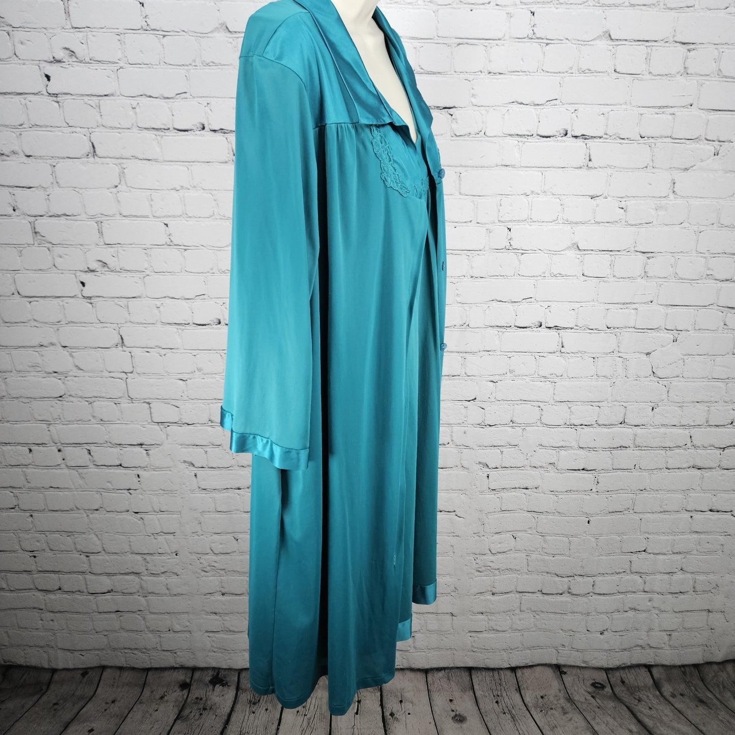 VTG Vanity Fair Blue Satin Trim 2 Piece Sleepwear Robe Nightie Set USA XL