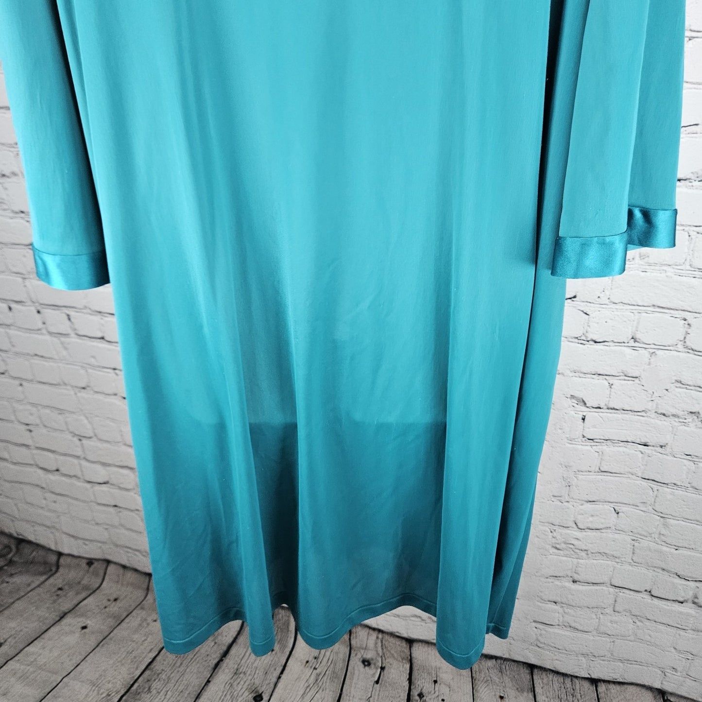 VTG Vanity Fair Blue Satin Trim 2 Piece Sleepwear Robe Nightie Set USA XL