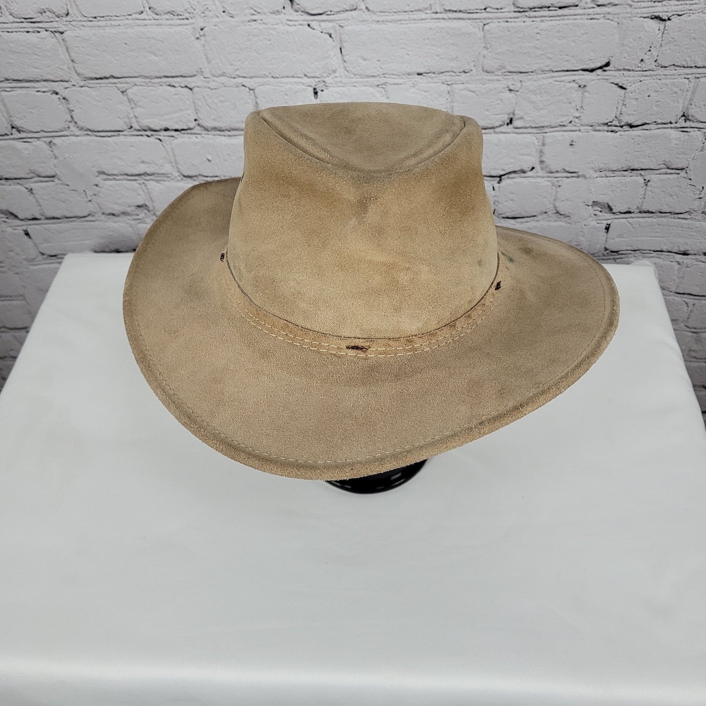 Jacaru Australia Tan Wallaroo Suede Finest Leather Hat Medium-Large M/L