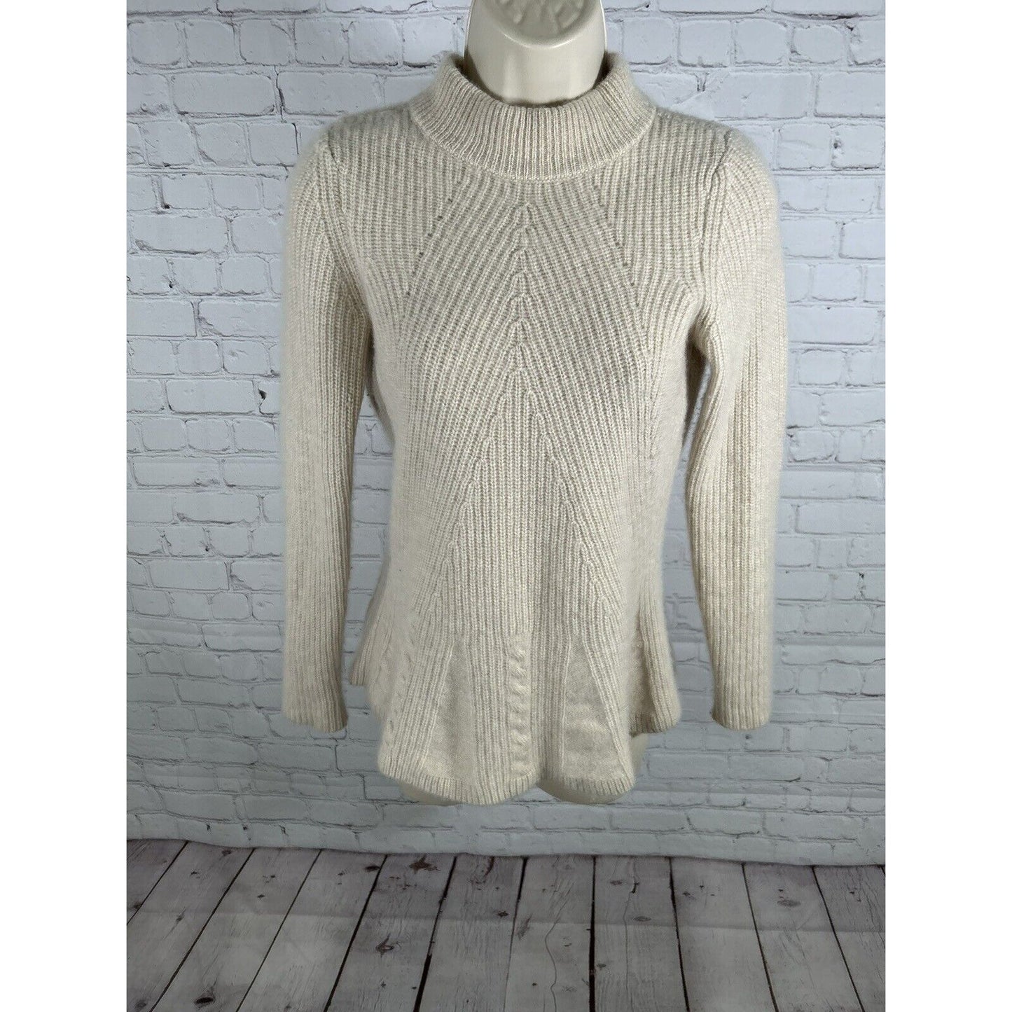 Design History Pure Cashmere Beige Mock Neck Pullover Knit Sweater Women’s XS