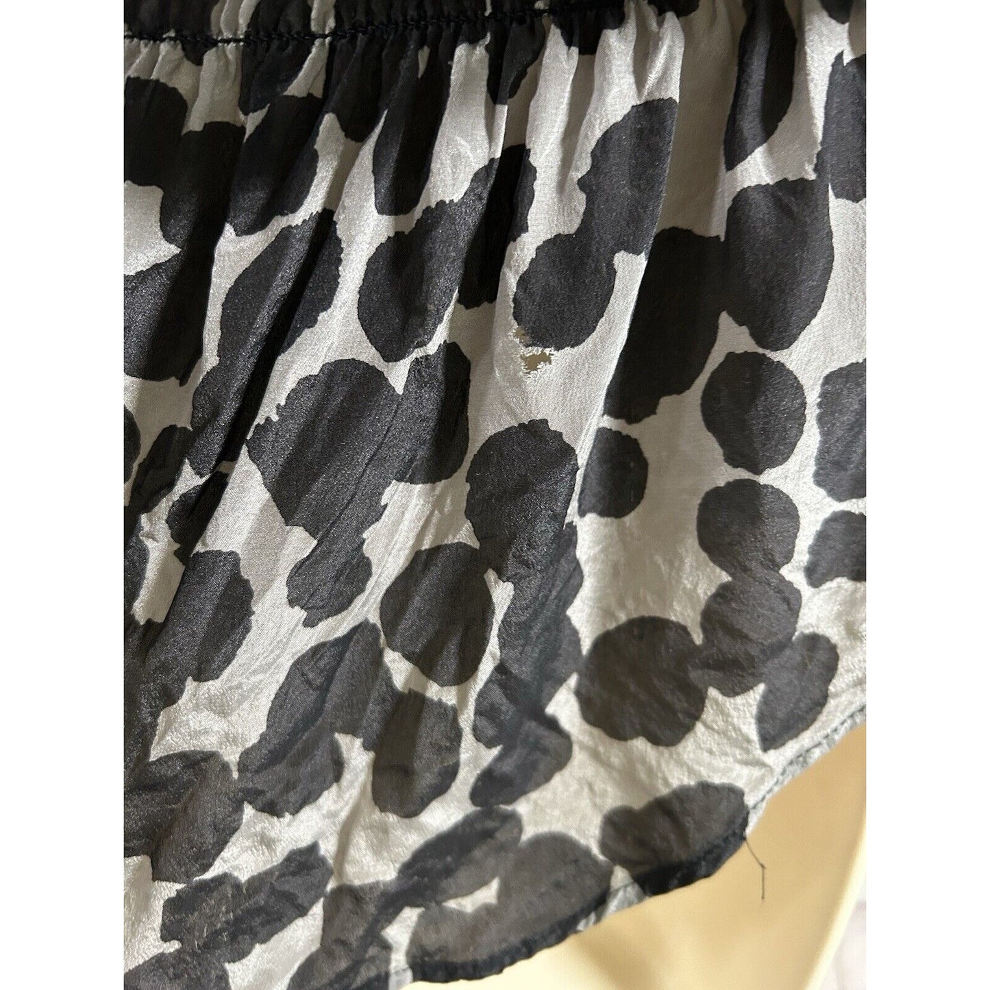 INC International Concepts 100% Silk Black Gray Peplum Blouse 6