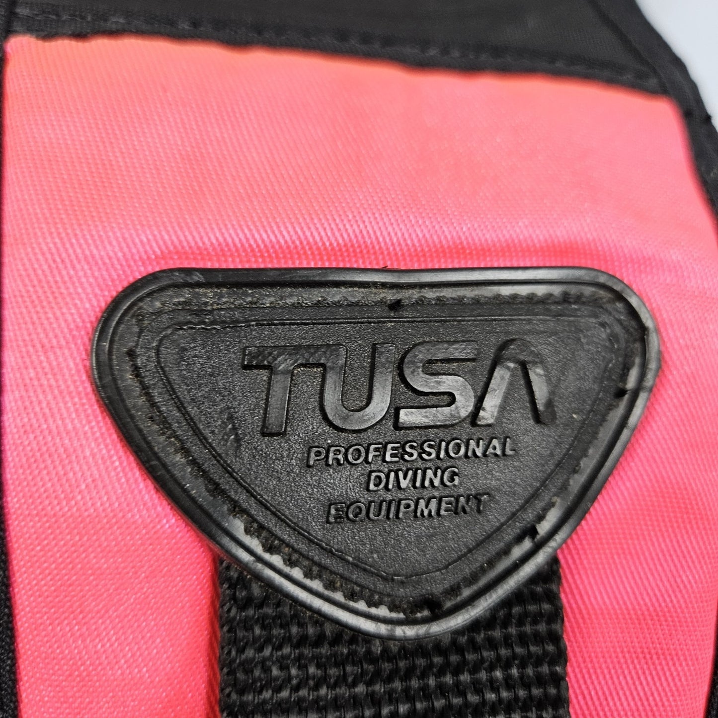 TUSA Liberator Pink Professional Diving Equipment Scuba Tank Vest USA XS