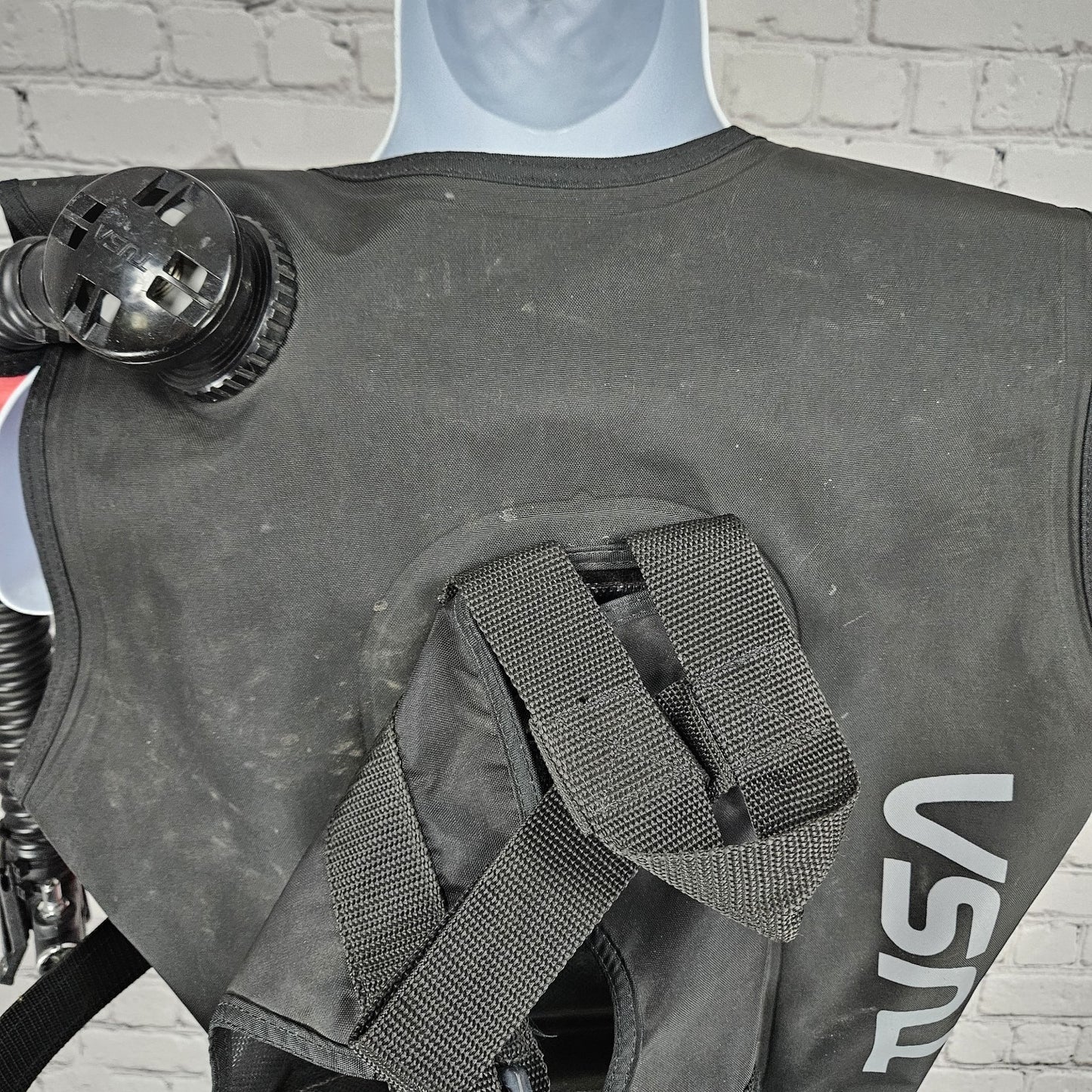 TUSA Liberator Pink Professional Diving Equipment Scuba Tank Vest USA XS