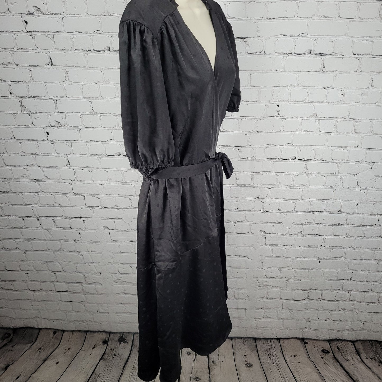 Draper James Black Silky Polka Dot Short Sleeve Wrap Tie Midi Dress Size XXL
