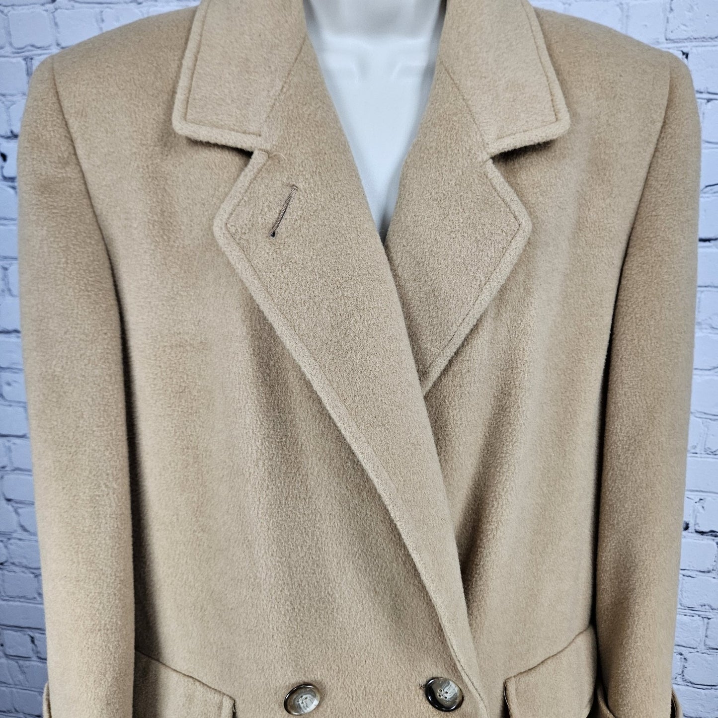 VTG Regency Bergdorf Goodman Tan 100% Pure Camel Hair Pea Coat USA 8