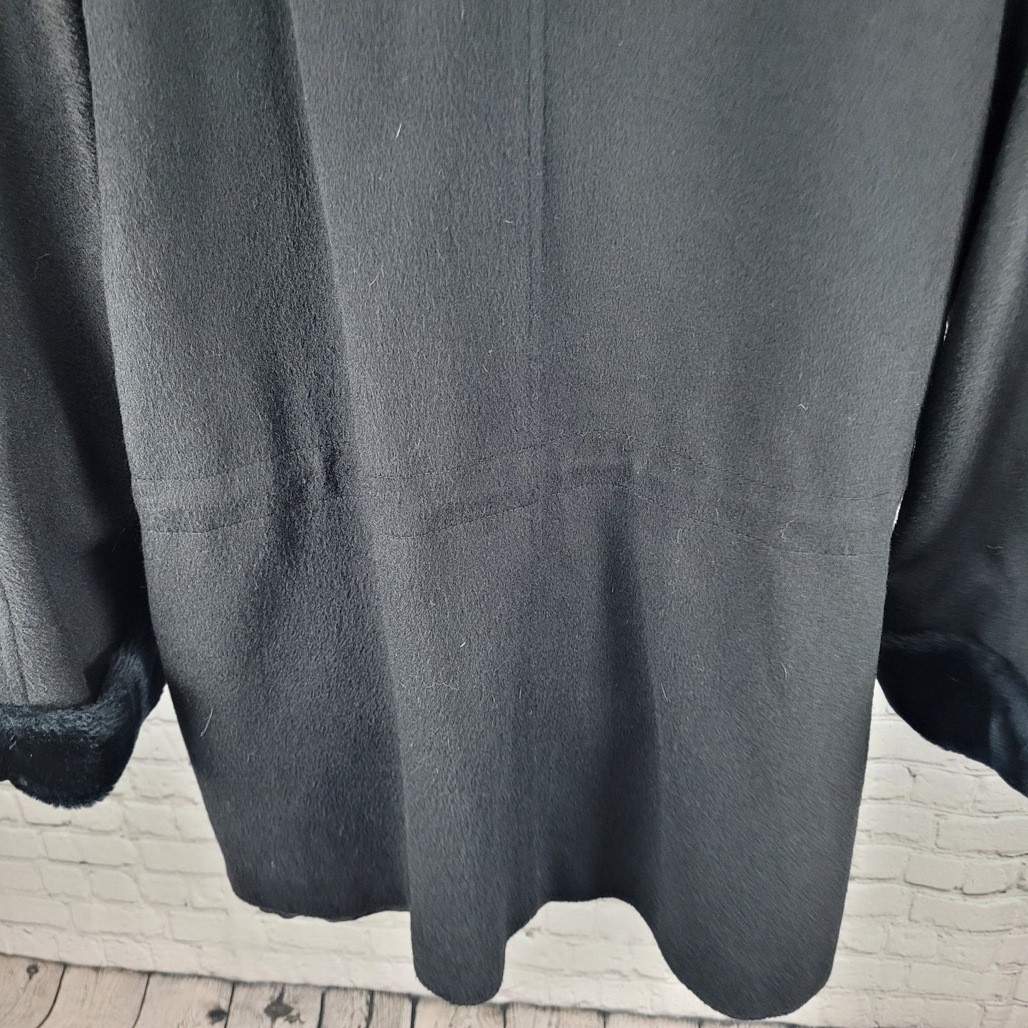 VTG Portrait Black Wool Blend Faux Fur Trim Buttoned Lined Over Coat Size 14