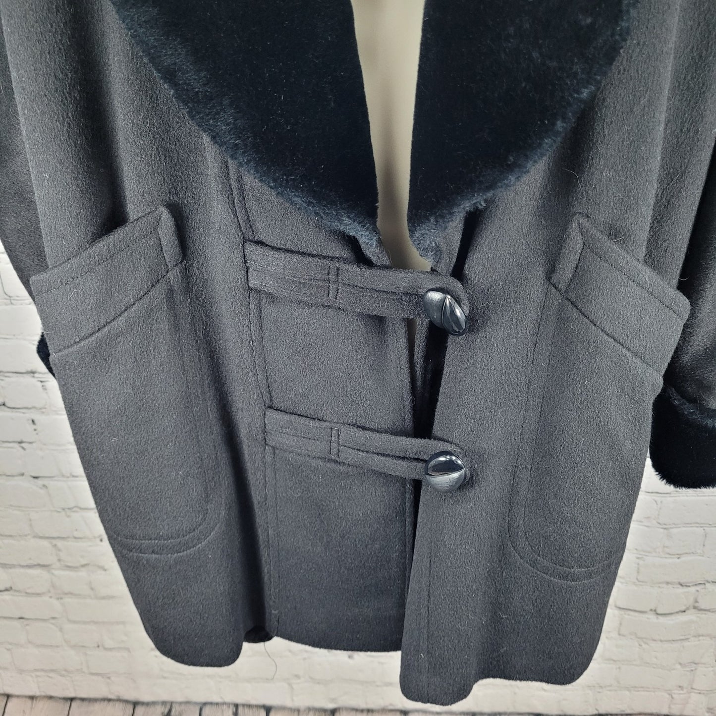 VTG Portrait Black Wool Blend Faux Fur Trim Buttoned Lined Over Coat Size 14