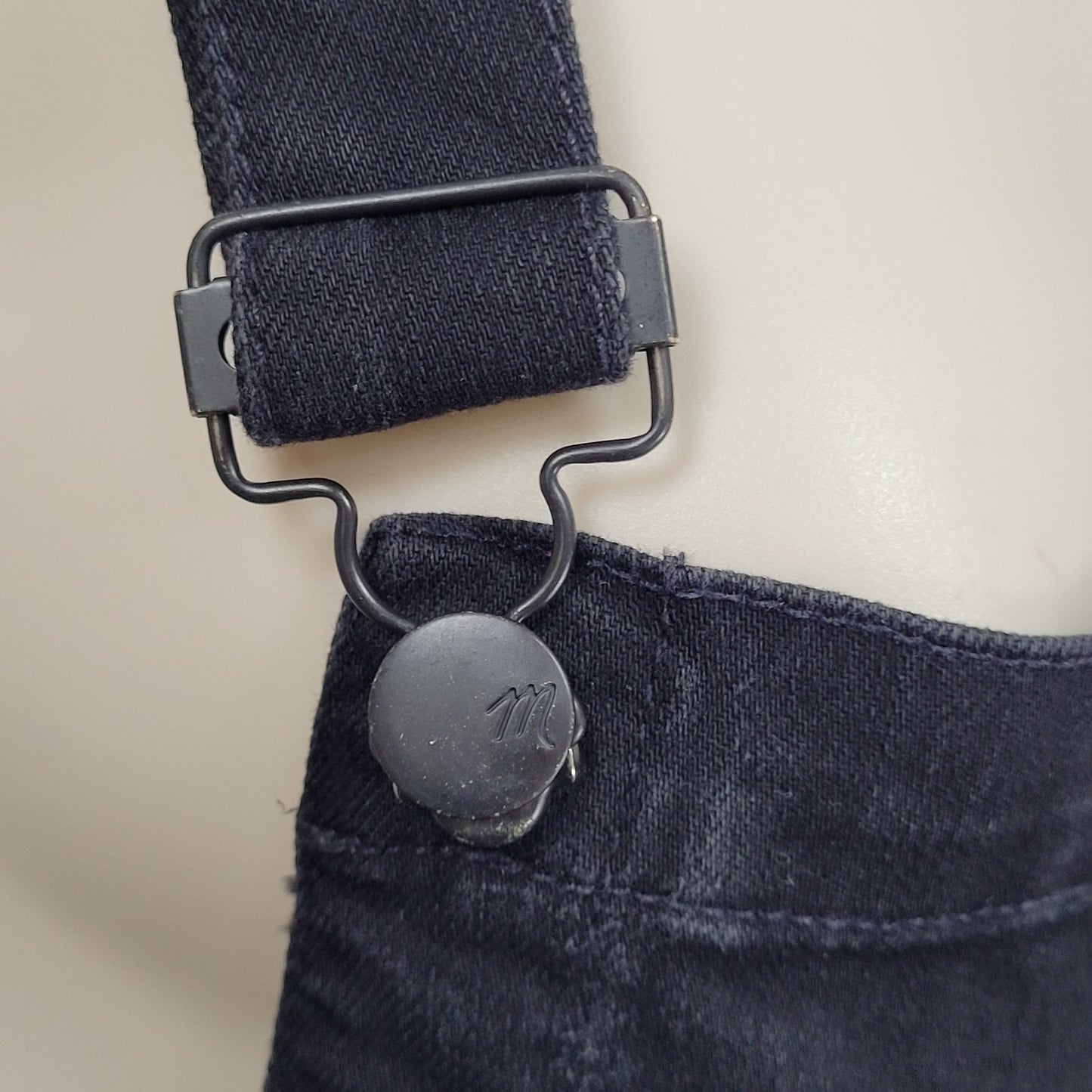 Madewell Black Denim Raw Hem Straight Leg Side Zip Jean Overalls Jumper Large L