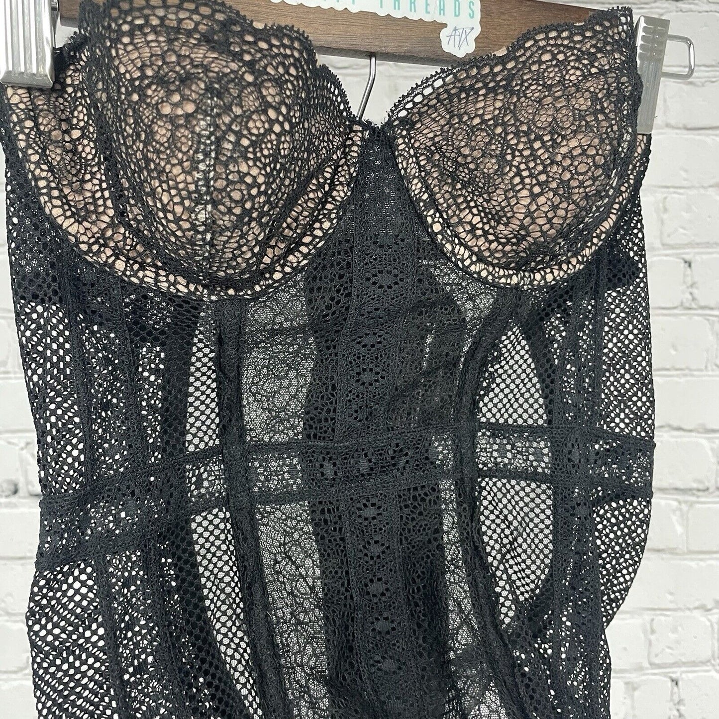 Victoria’s Secret Black Lace Mesh Wired Boned Balconette Bra Corset Size 32B