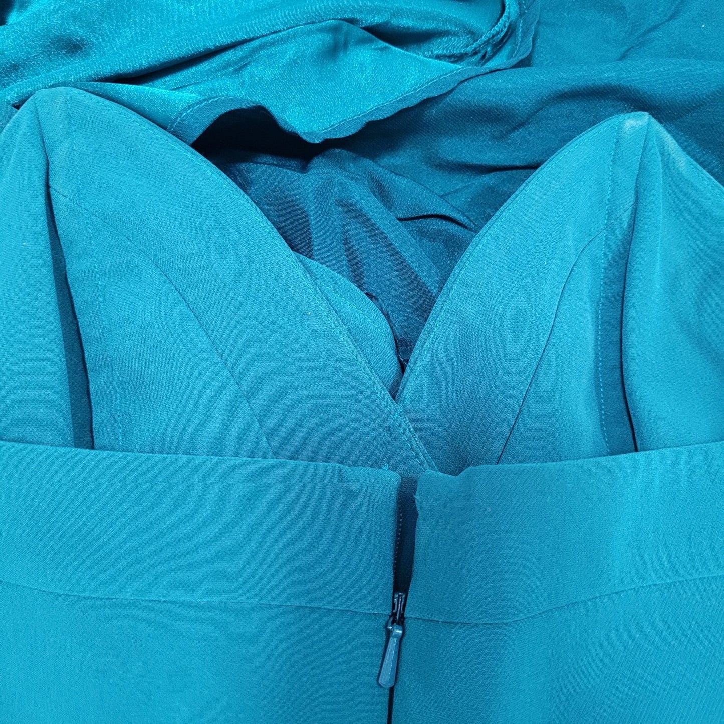 Lovers + Friends Green Strapless Asymmetric Slit Stretch Midi Dress USA Medium M