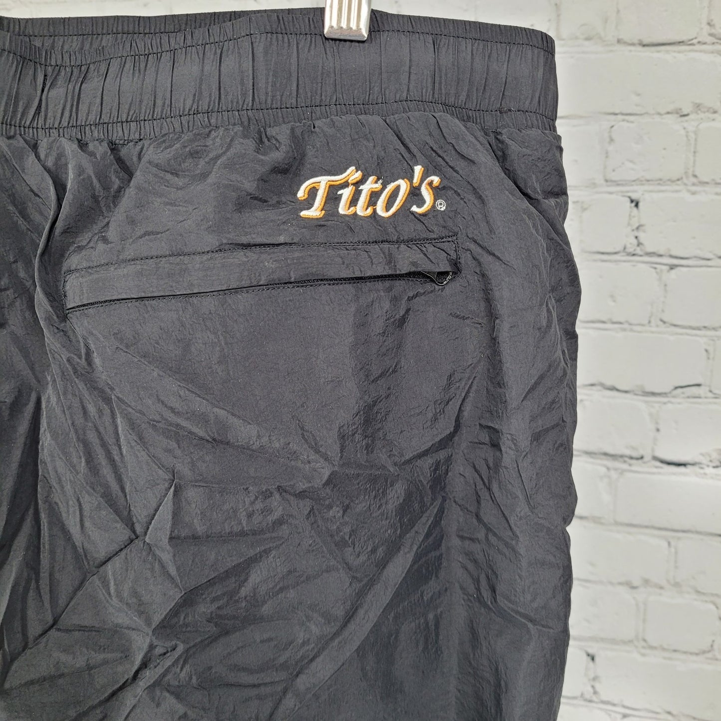 Prince Tito’s Vodka Black Nylon Drawstring Zip Pockets Jogger Pants XXL (38x29)