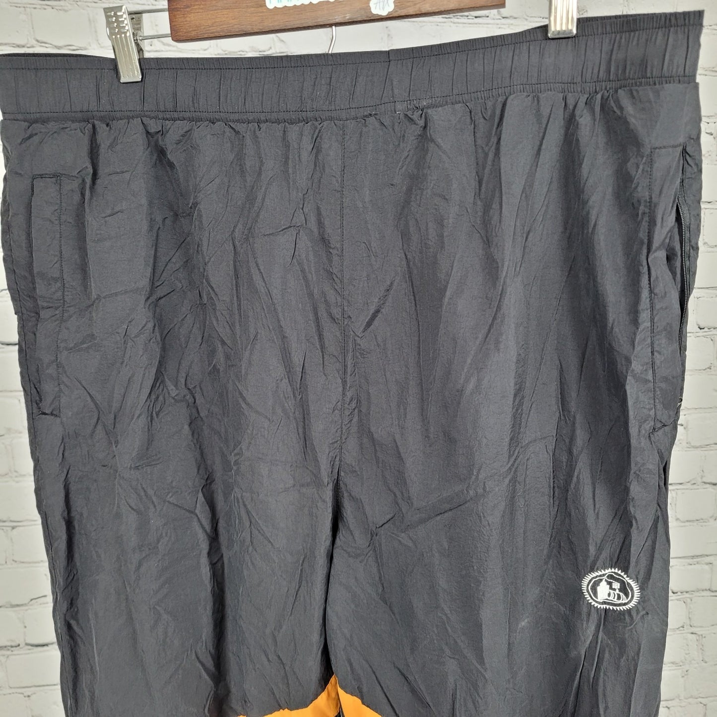 Prince Tito’s Vodka Black Nylon Drawstring Zip Pockets Jogger Pants XXL (38x29)