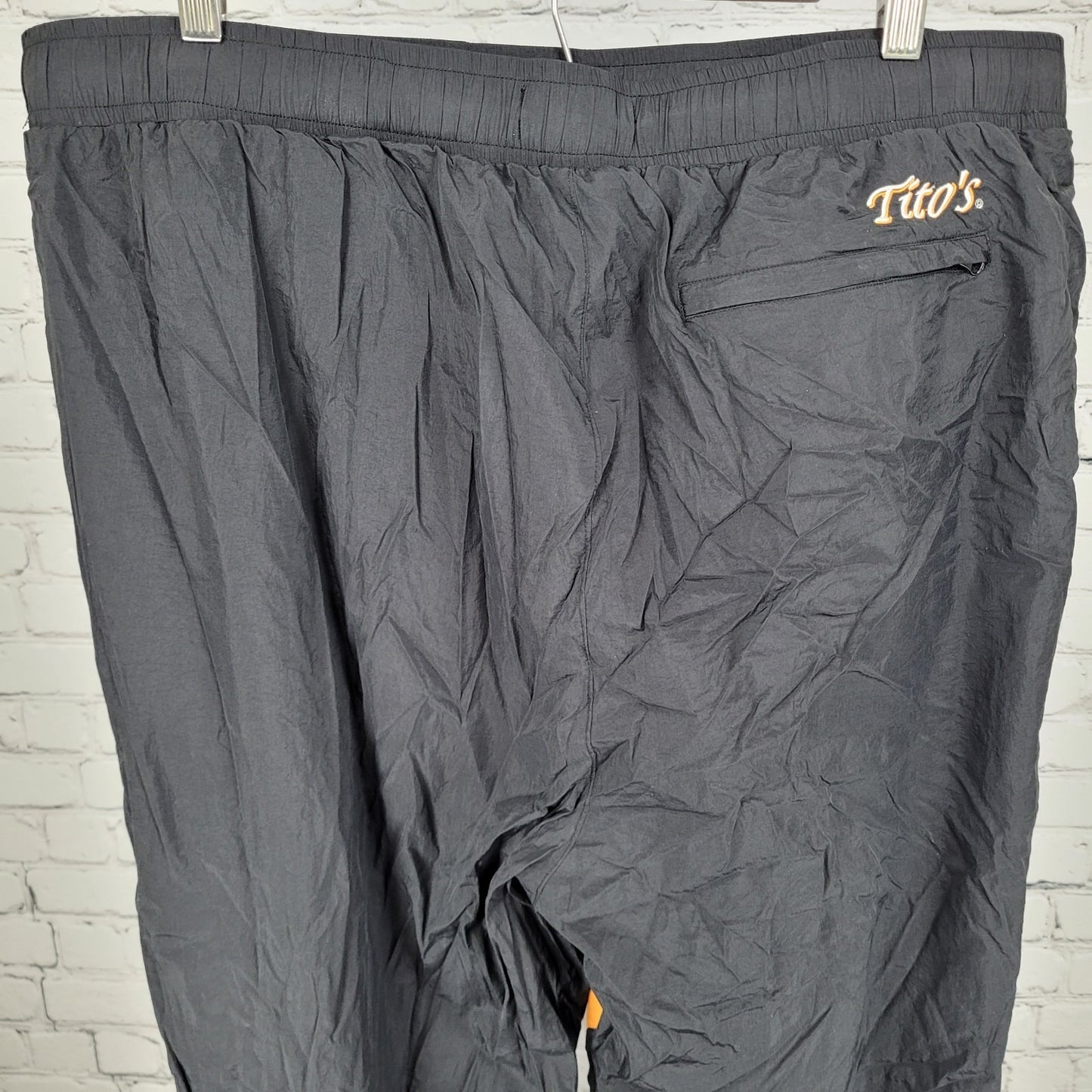 Prince Tito’s Vodka Black Nylon Drawstring Zip Pockets Jogger Pants XXL (38x29)