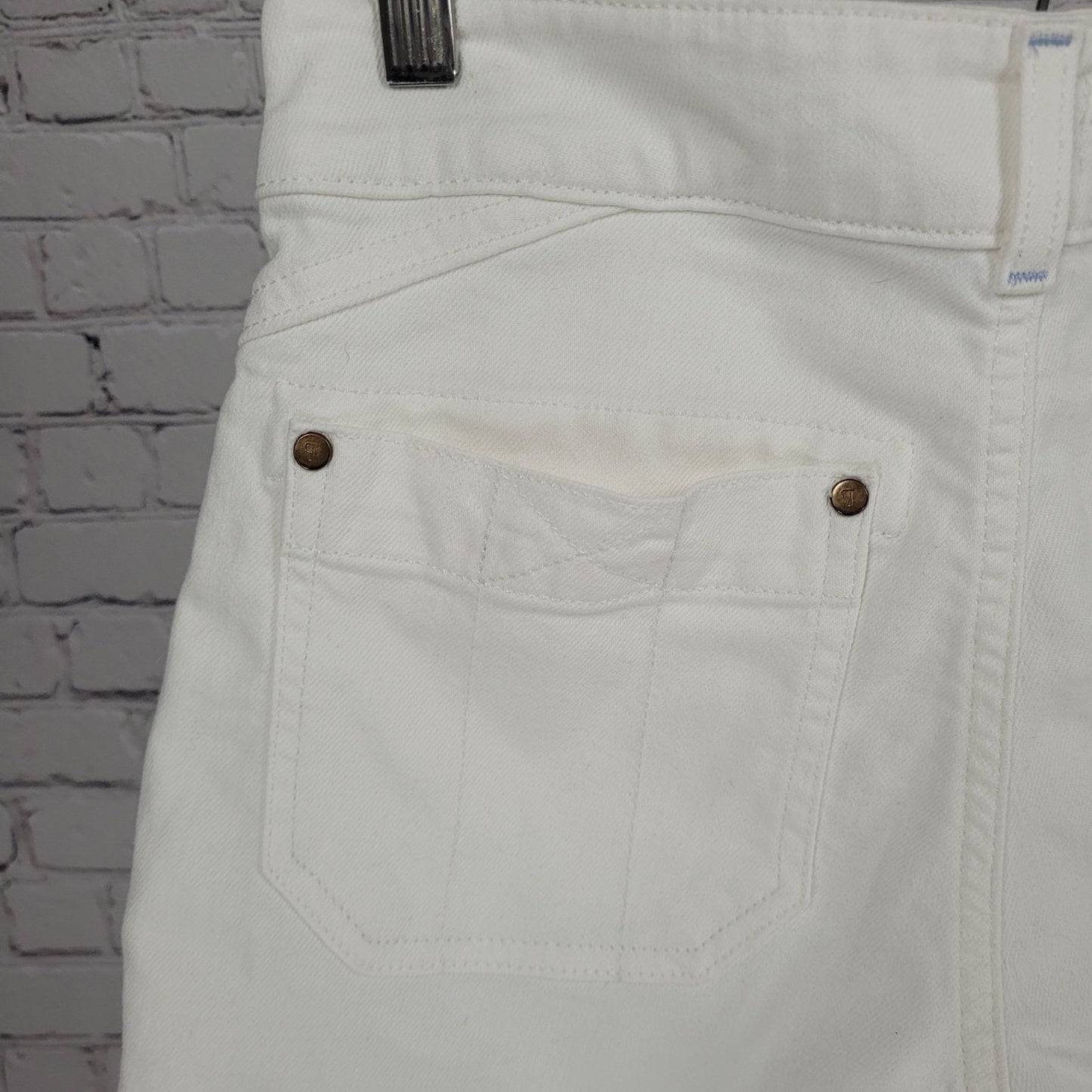 Pilcro Anthropologie White Cotton Stretch Mid Rise Shorts Size 26 (26x5.5)