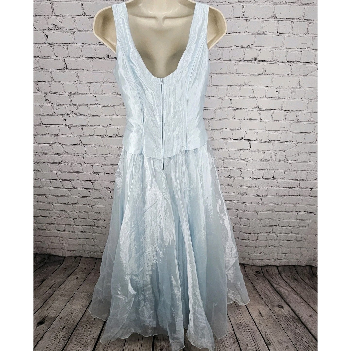 VTG Victory Collection Blue Corset Lace Up Embroidery Long Dress Gown USA Medium