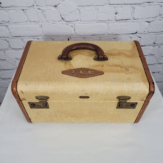 VTG RCC Tan Brown Leather Trim Mid Century Travel Train Case Chest Brass Locks