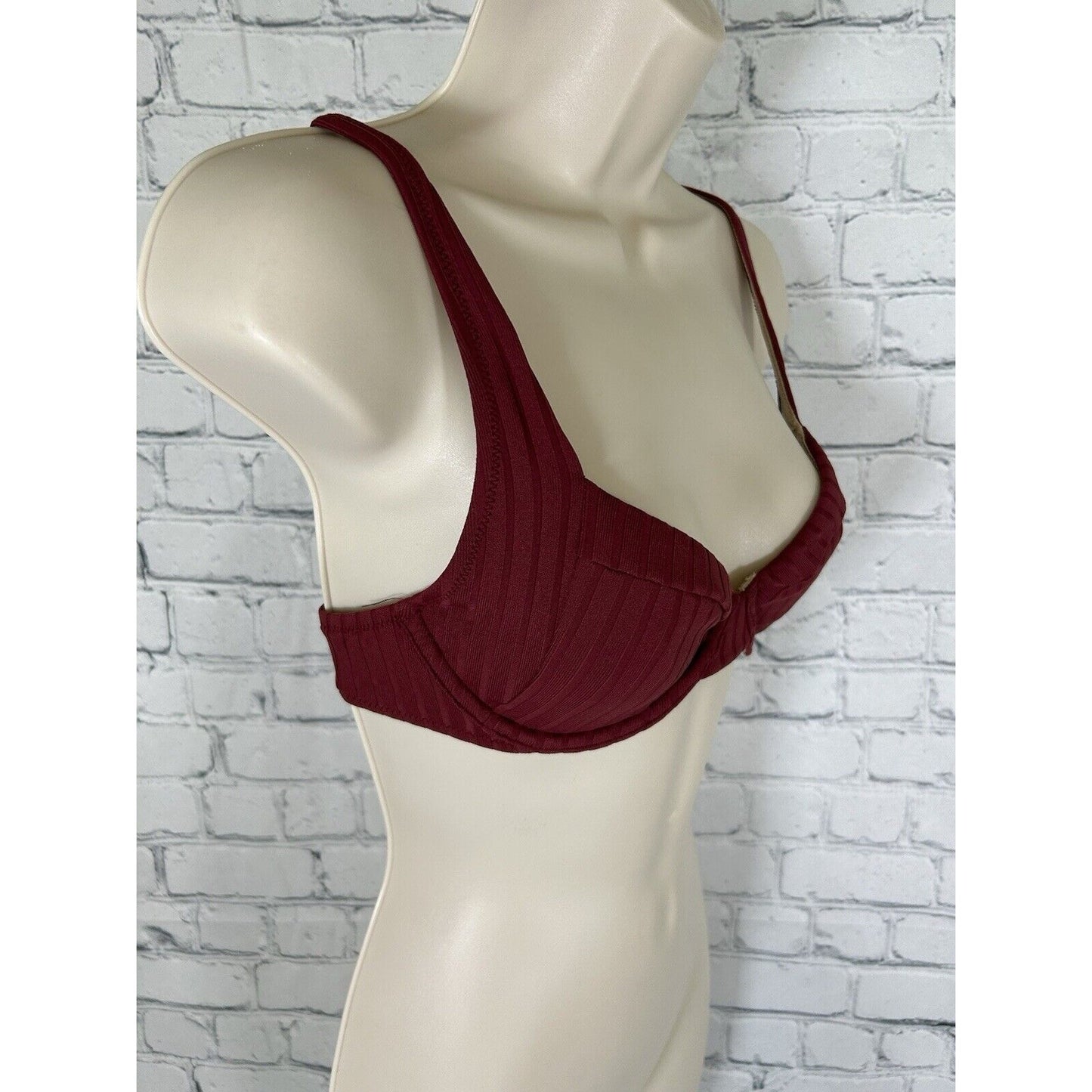 Shade & Shore Burgundy Textured Lightly Lined Underwire Bathing Suit Top 34B