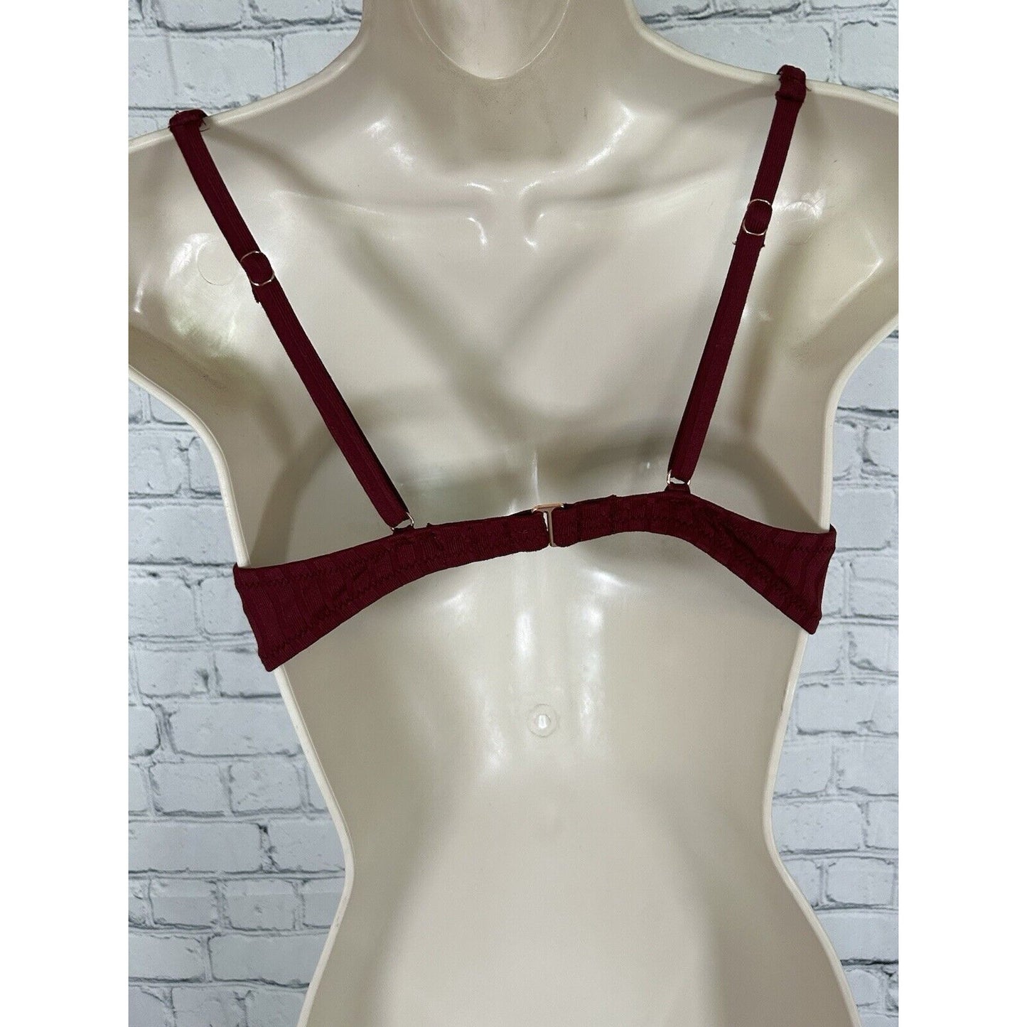 Shade & Shore Burgundy Textured Lightly Lined Underwire Bathing Suit Top 34B