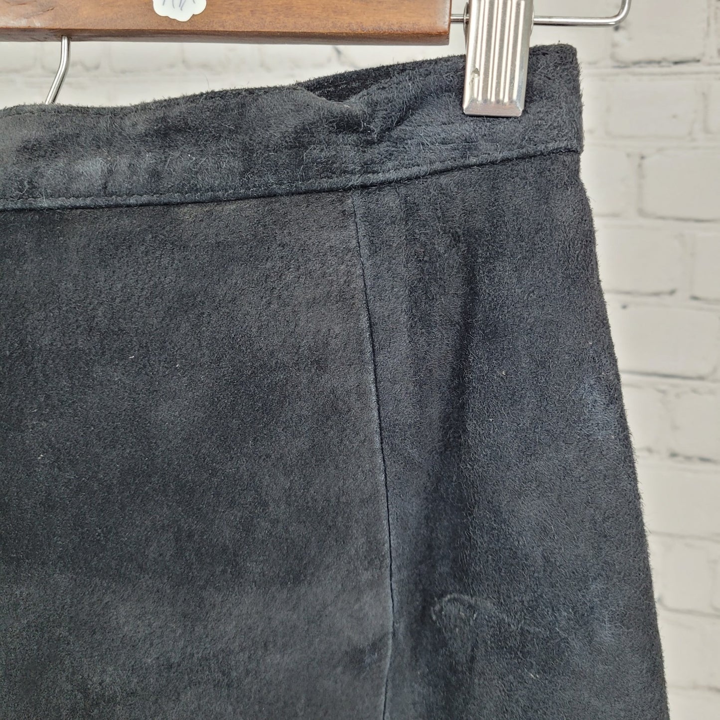VTG BB Dakota Black Genuine Suede Leather Back Slit Skirt Size 5/6 (25x21.5)