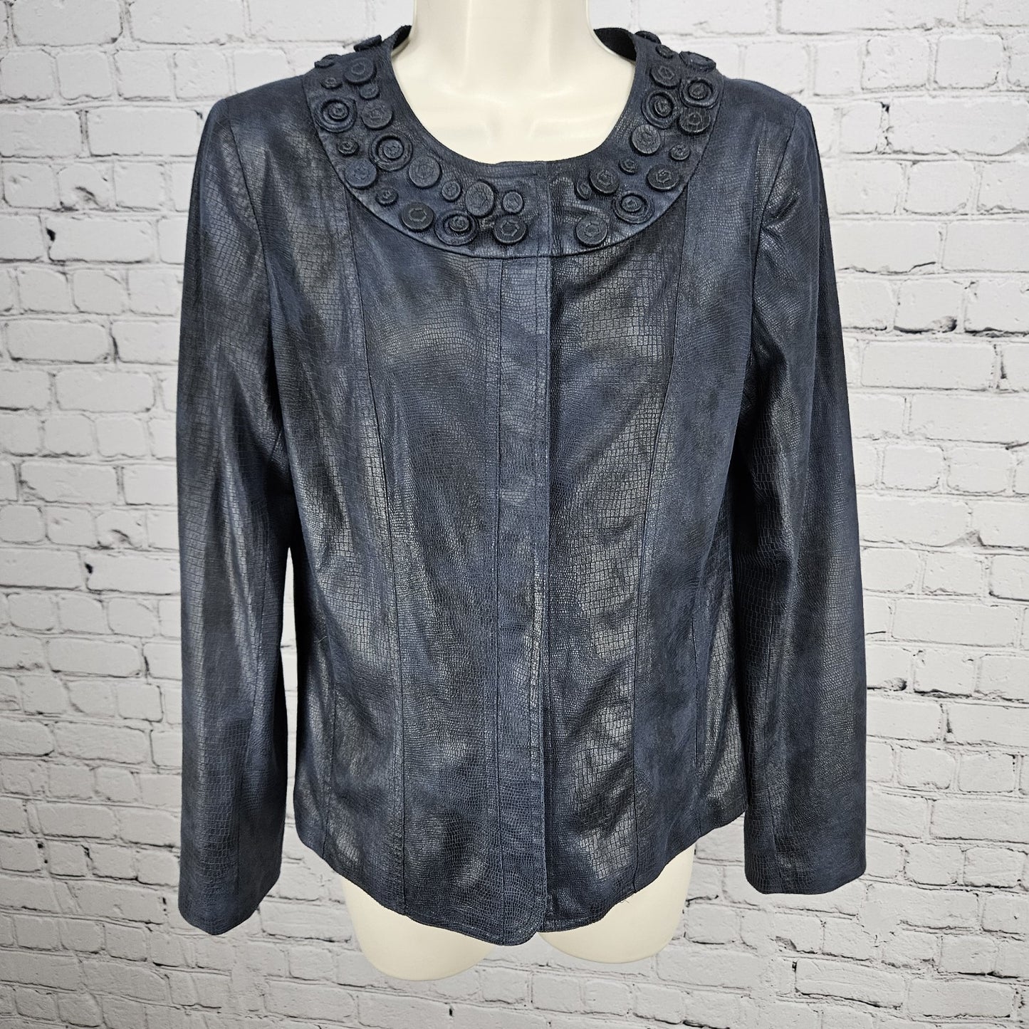 Chico's Blue Faux Snake Print Texture Snap Embellished Lightweight Jacket 0 US 4