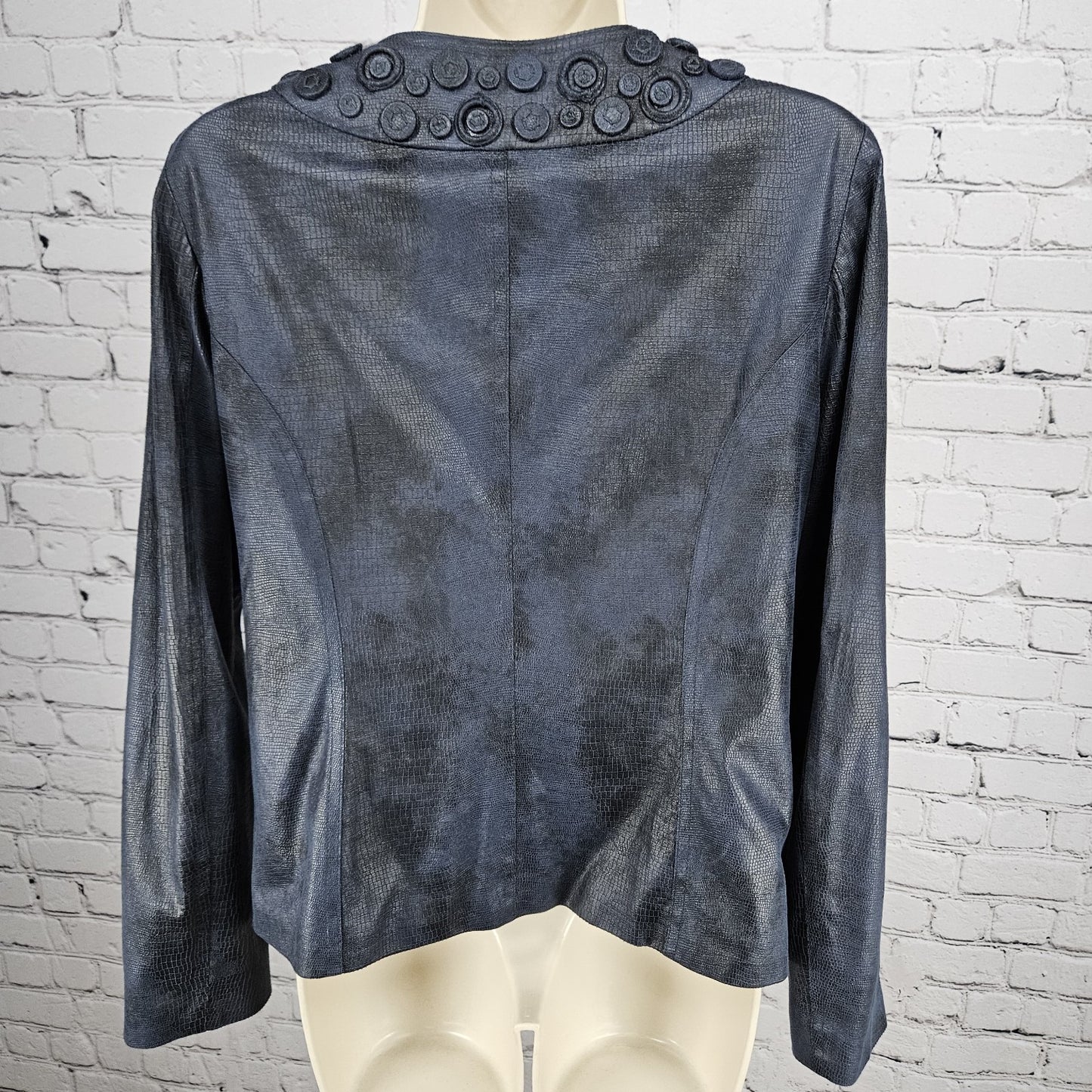 Chico's Blue Faux Snake Print Texture Snap Embellished Lightweight Jacket 0 US 4
