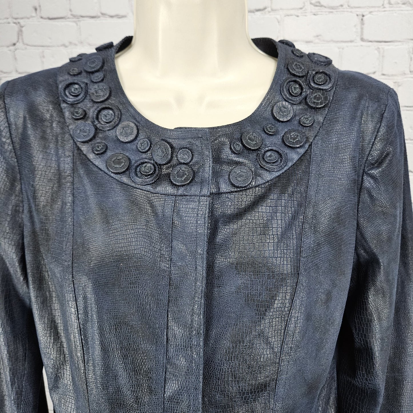 Chico's Blue Faux Snake Print Texture Snap Embellished Lightweight Jacket 0 US 4