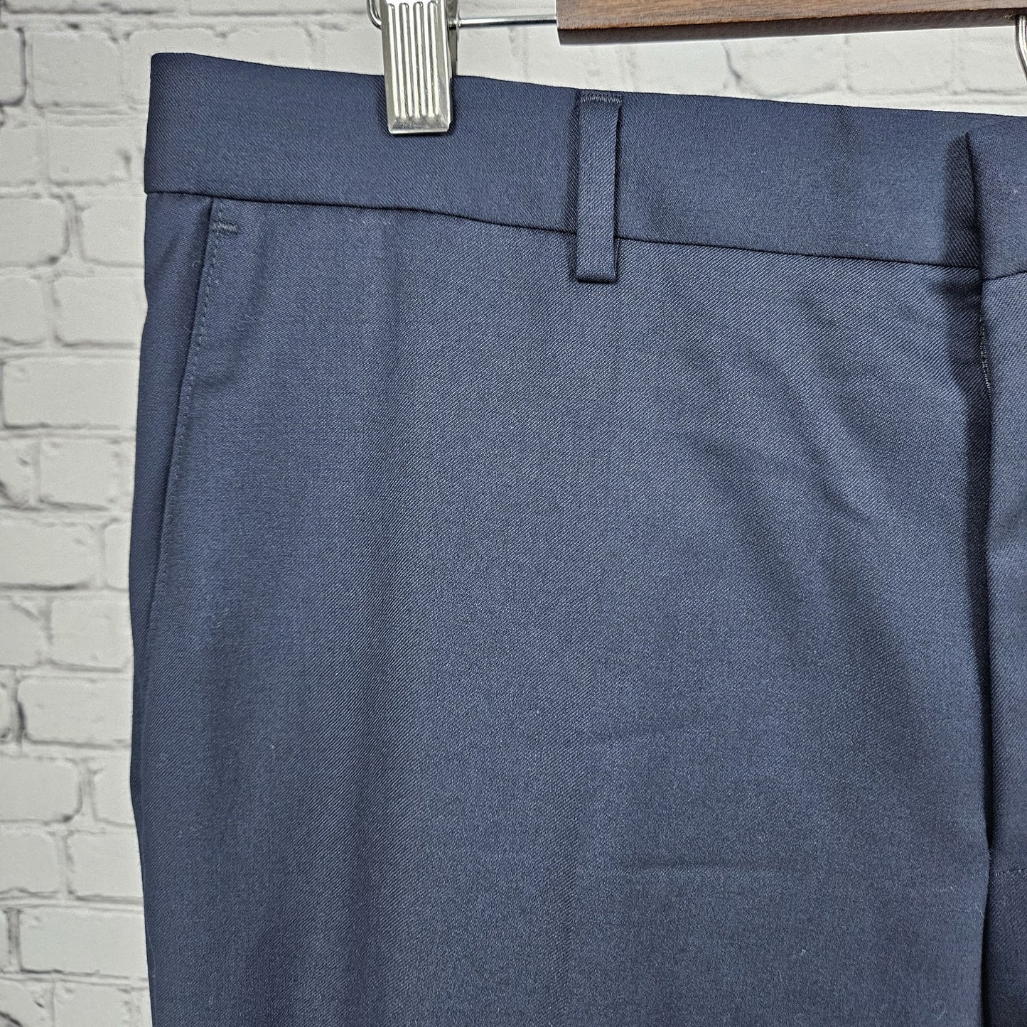 Boss Navy 100% Wool Flat Front Straight Leg Slash Pocket Dress Pants 34R (34x29)
