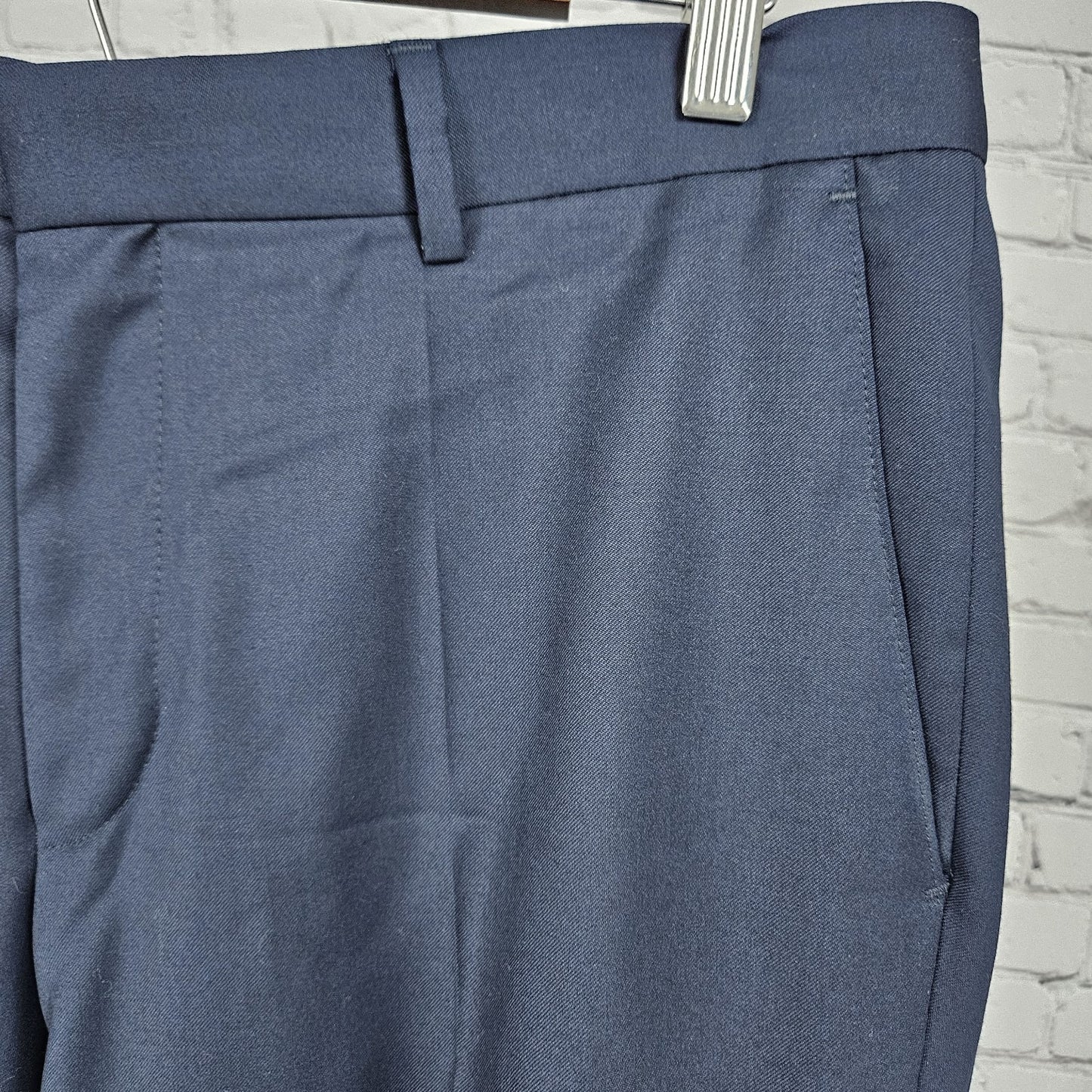 Boss Navy 100% Wool Flat Front Straight Leg Slash Pocket Dress Pants 34R (34x29)
