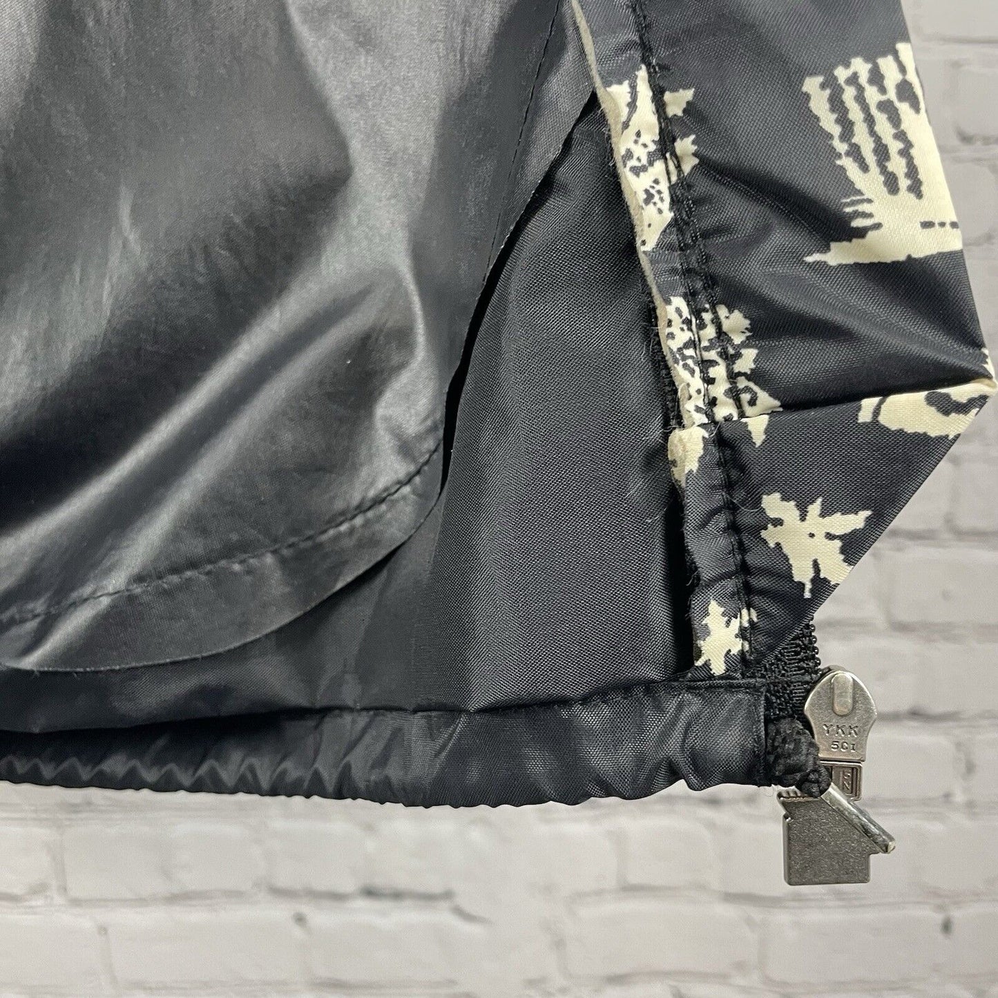K.WAY Black Printed Zipped Rain Jacket Windbreaker Removable Hood Size Medium M