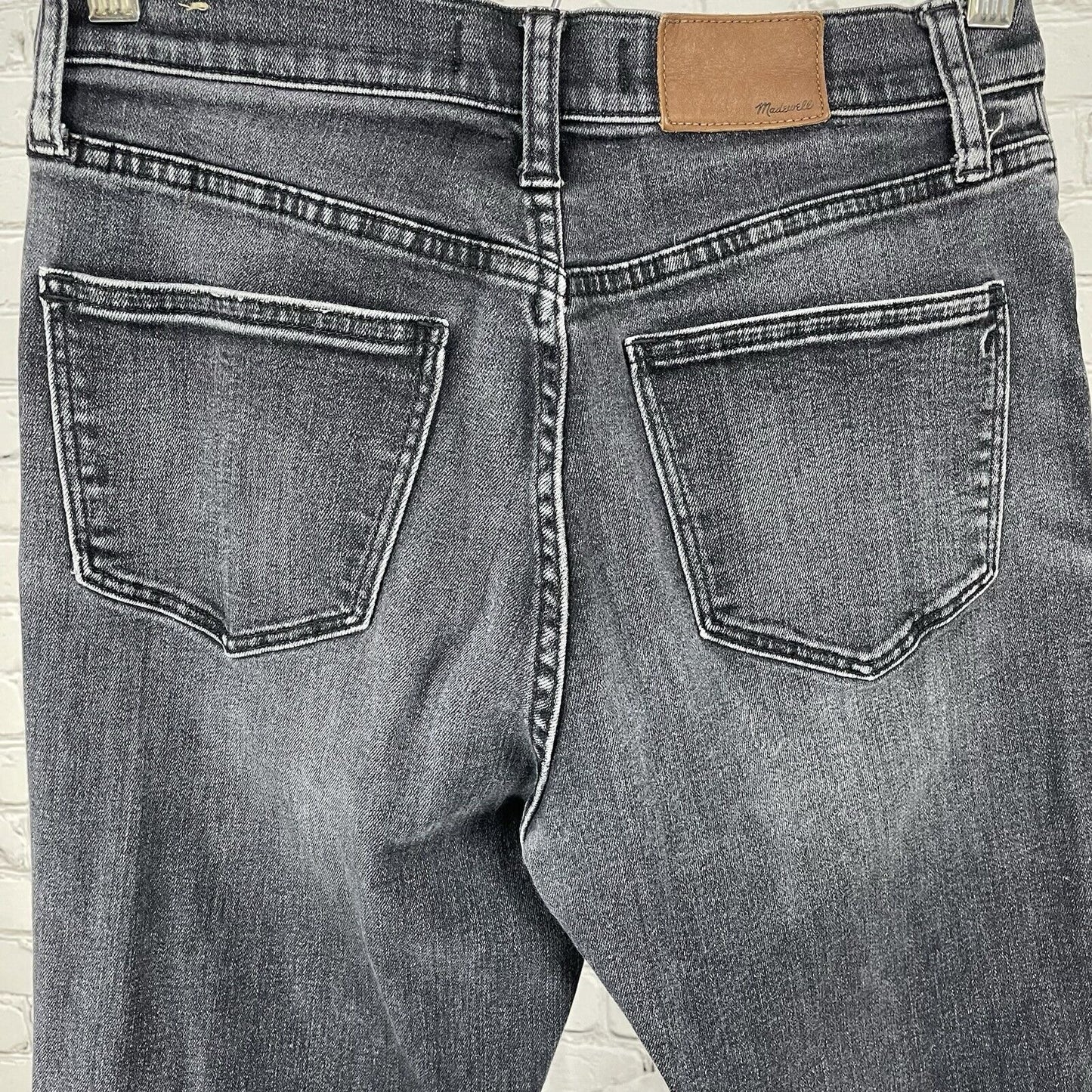 Madewell Dark Gray Cruiser Straight Mid Rise Jeans Stretch Size 26 (26x26.5)