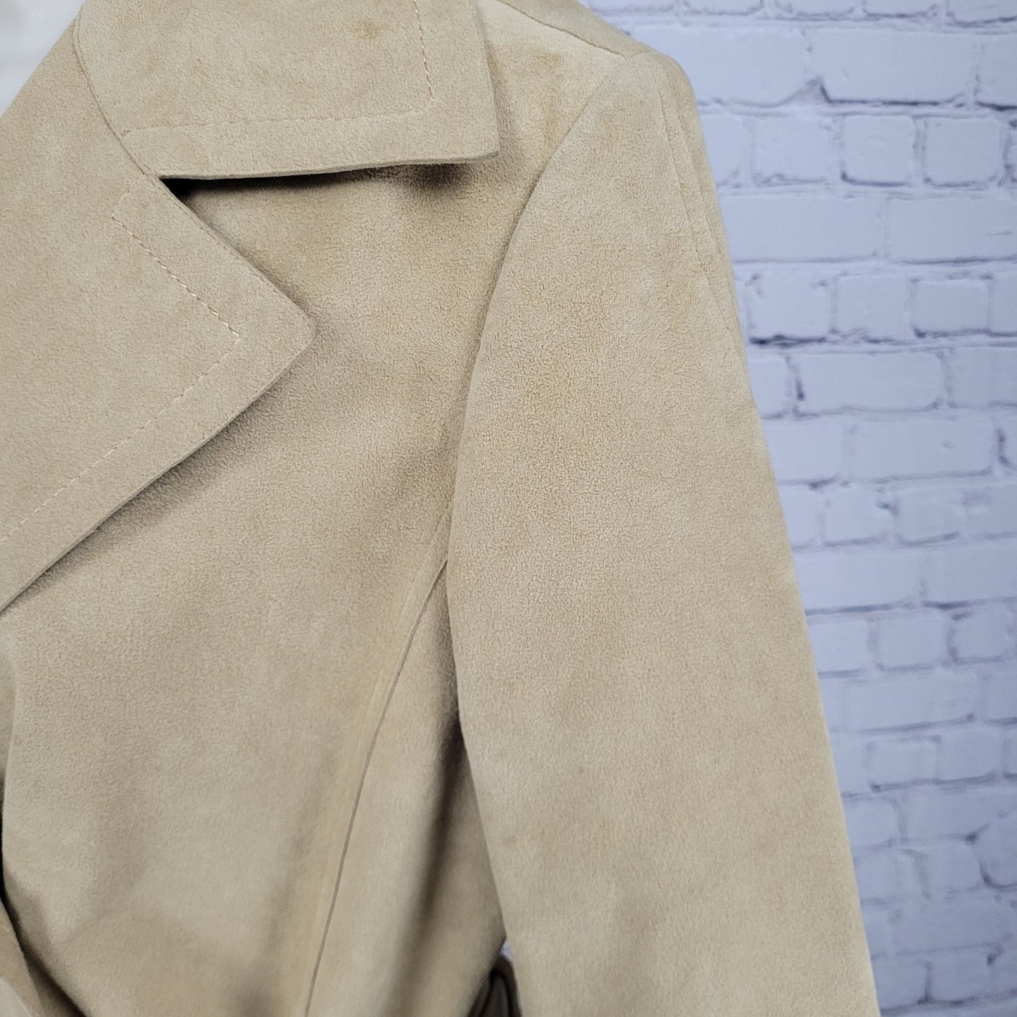 VTG Unbranded Tan Suede Like Union Made Button Belt Lined Long Pea Coat US 12