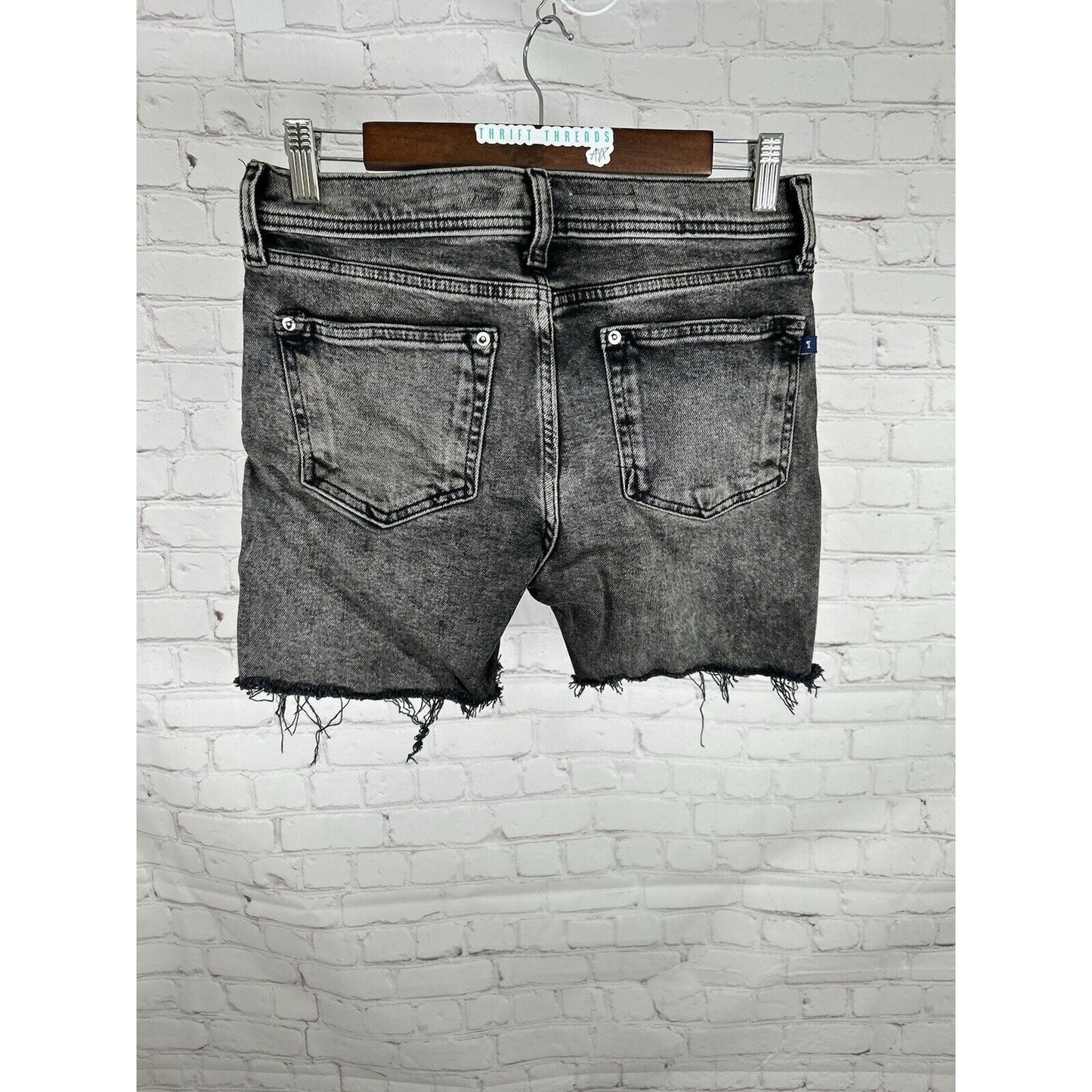 Pilcro Anthropologie Distressed Slim Boyfriend Cutoff Shorts Women’s 26 (30x5.5)