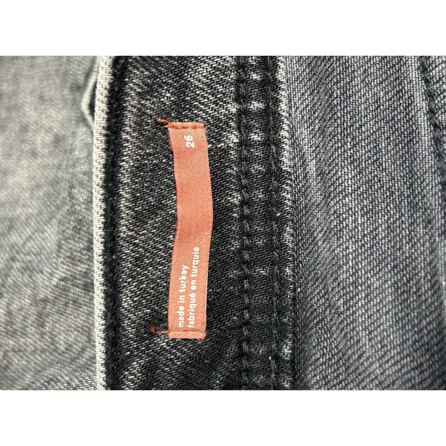 Pilcro Anthropologie Distressed Slim Boyfriend Cutoff Shorts Women’s 26 (30x5.5)