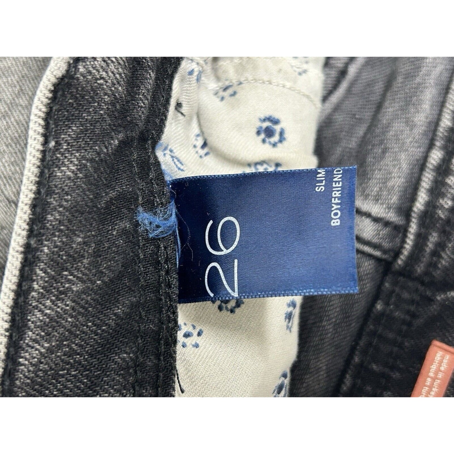 Pilcro Anthropologie Distressed Slim Boyfriend Cutoff Shorts Women’s 26 (30x5.5)
