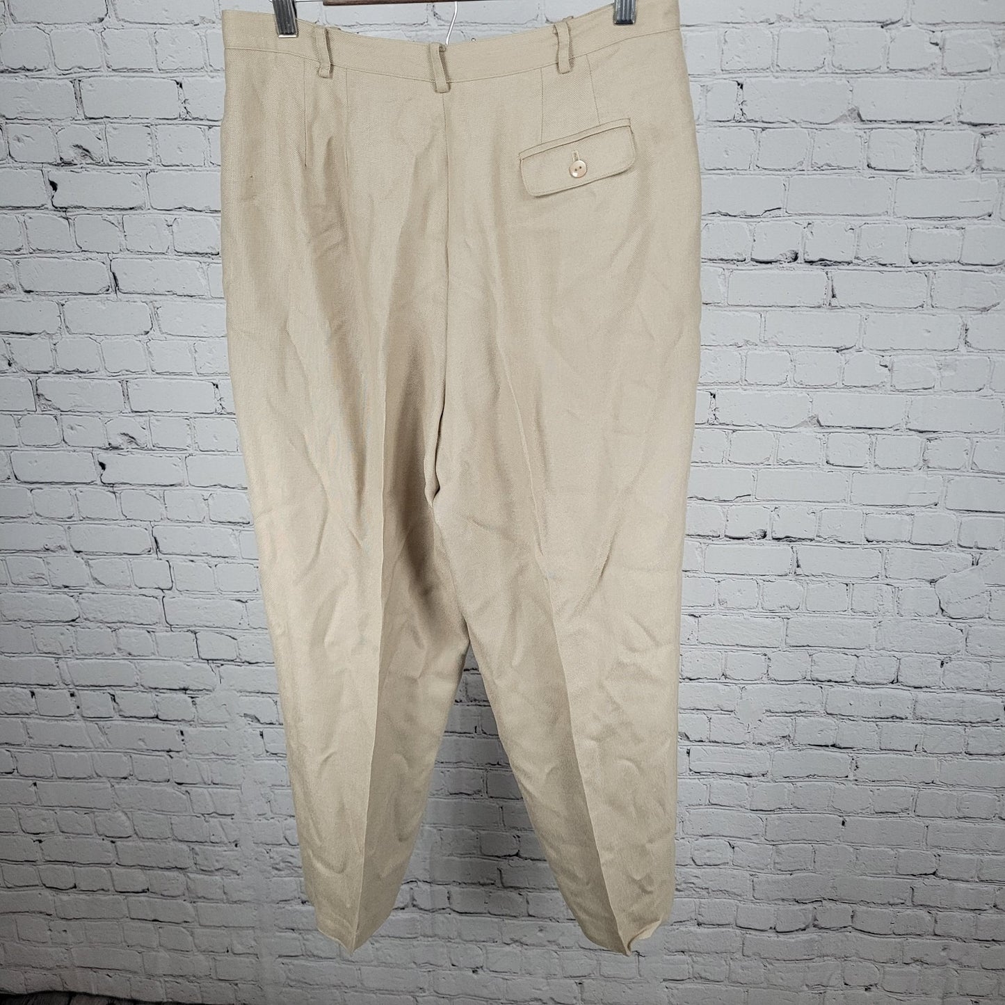 Liz Claiborne Beige Pleated High Rise Tapered Pants USA Made Size 14P (30x27.5)