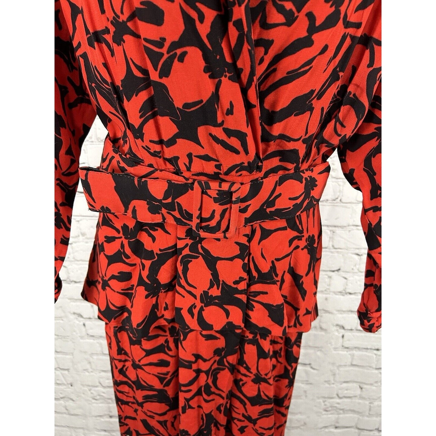 VTG Moza USA Red Black V Neck Belted Pegged Long Sleeve Dress 13/14