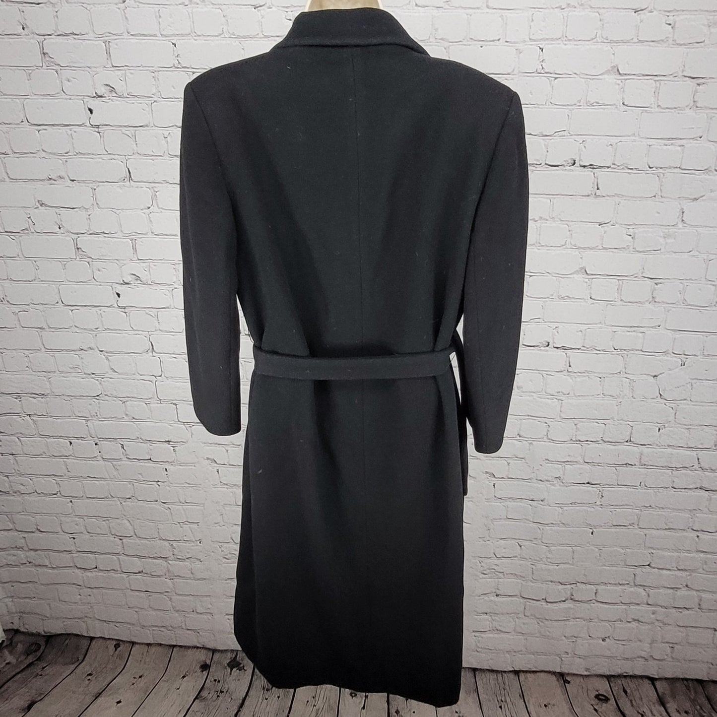 LORD & TAYLOR Black Cashmere Blend Belted Coat USA Made Size SP Small Petite