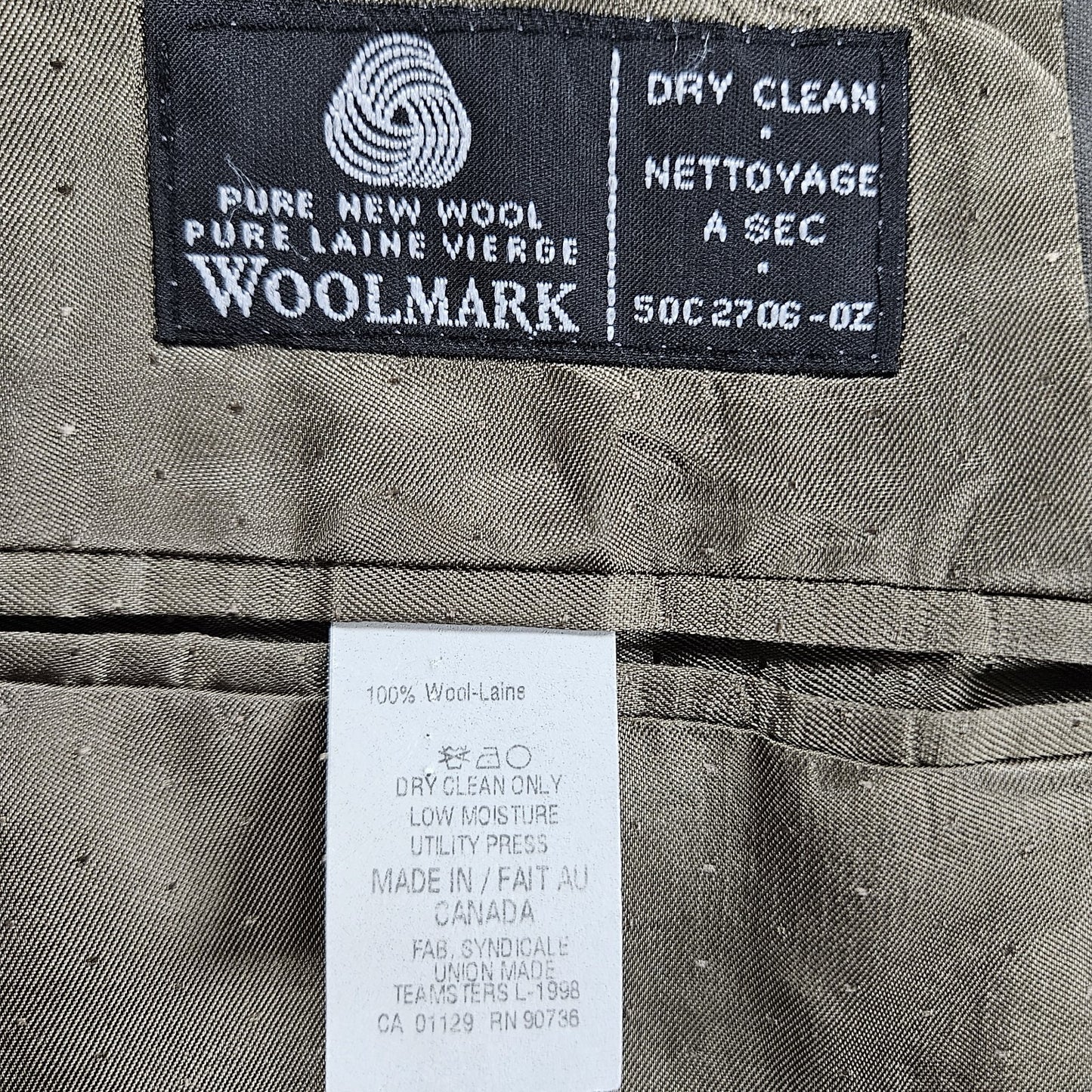 Calvin Klein Grey 100% Wool Striped Full Pant Suit 2 Piece Set 42R (33x27.5)