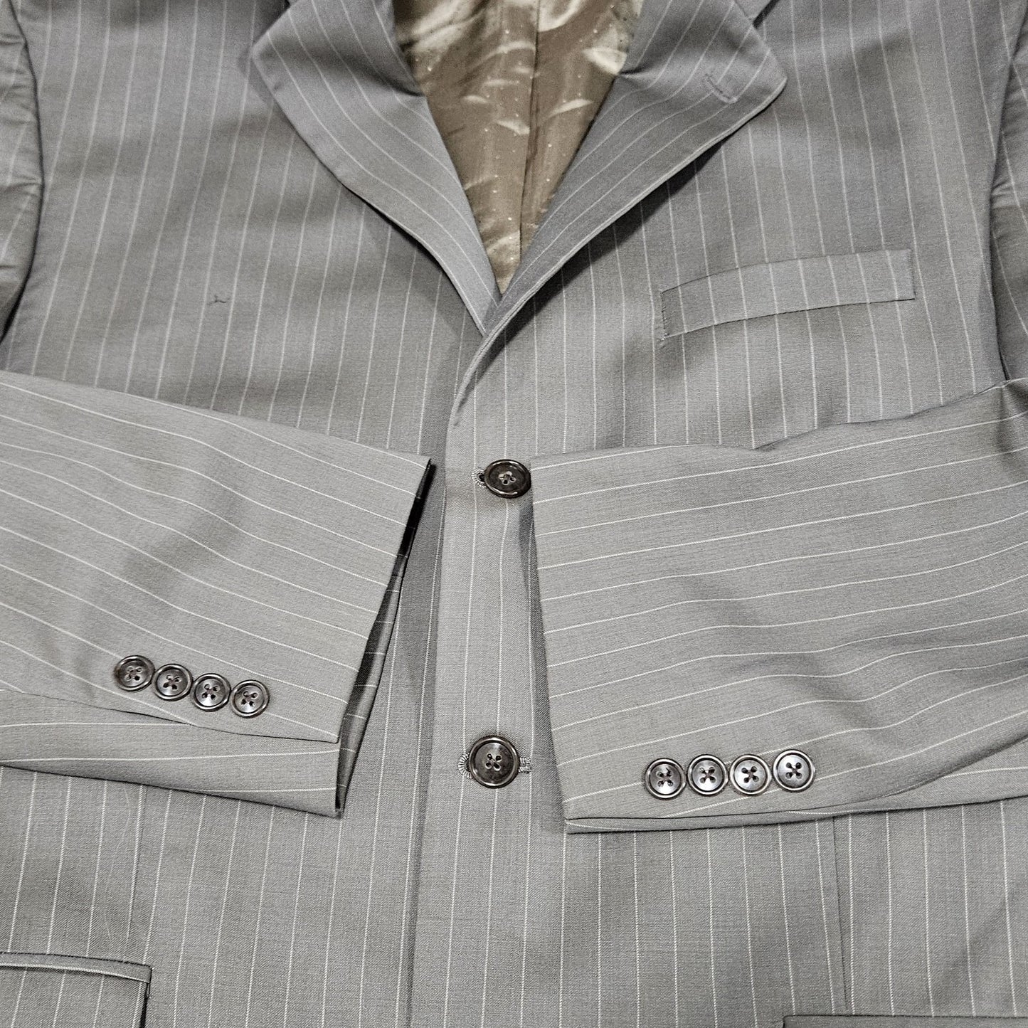 Calvin Klein Grey 100% Wool Striped Full Pant Suit 2 Piece Set 42R (33x27.5)