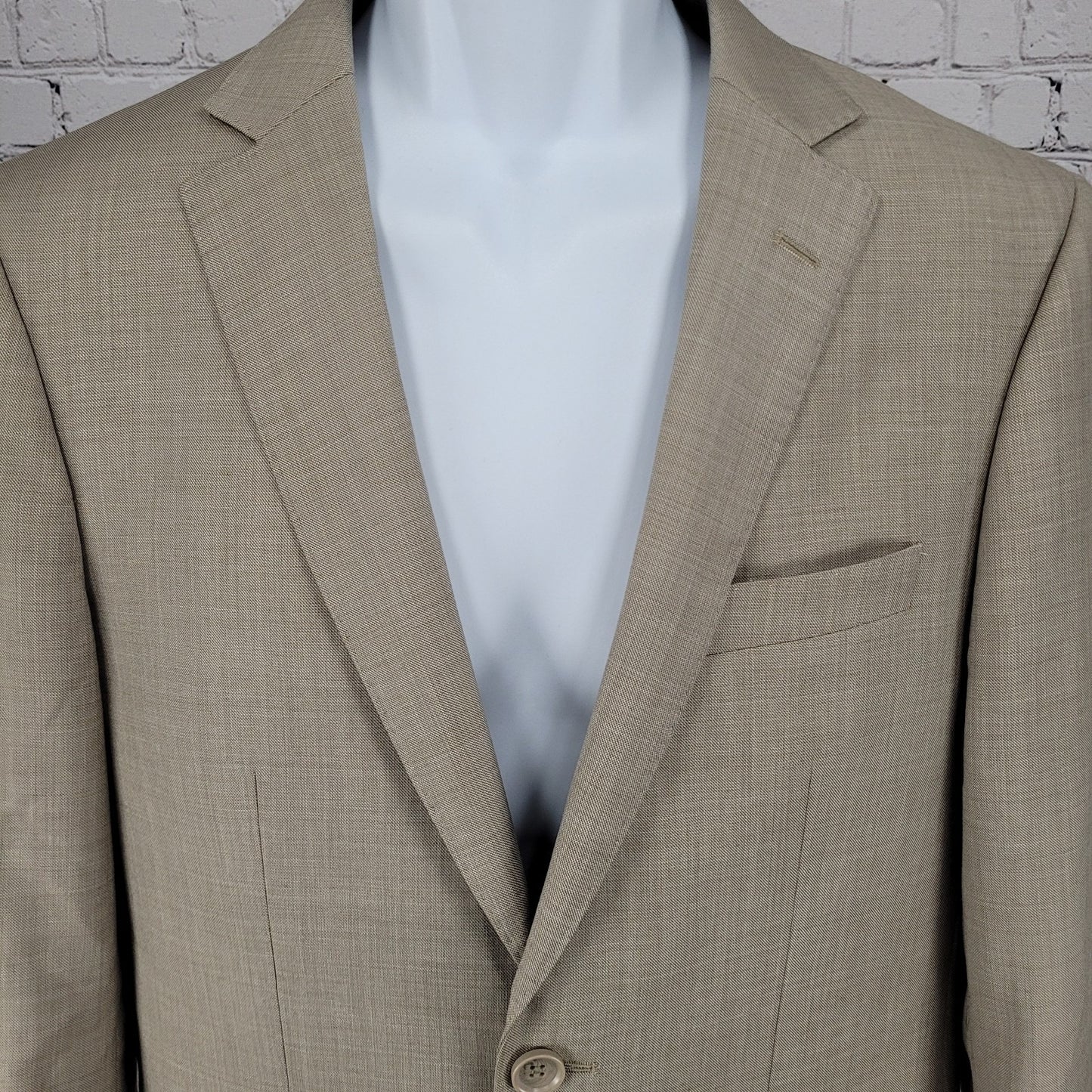 Mantoni Beige 100% Wool Super Fine Wrinkle Resistant Full Suit Set 38 (34x30)