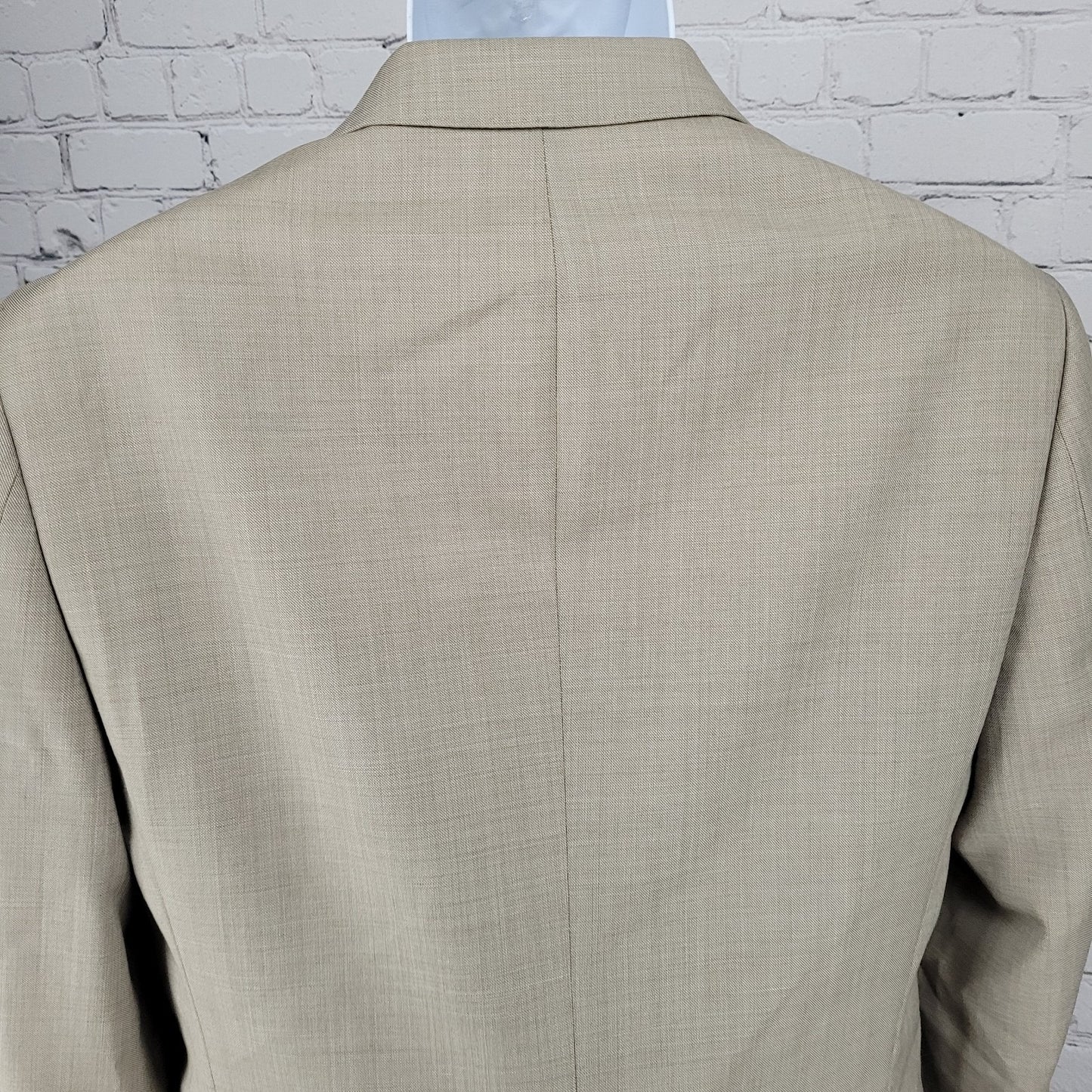 Mantoni Beige 100% Wool Super Fine Wrinkle Resistant Full Suit Set 38 (34x30)