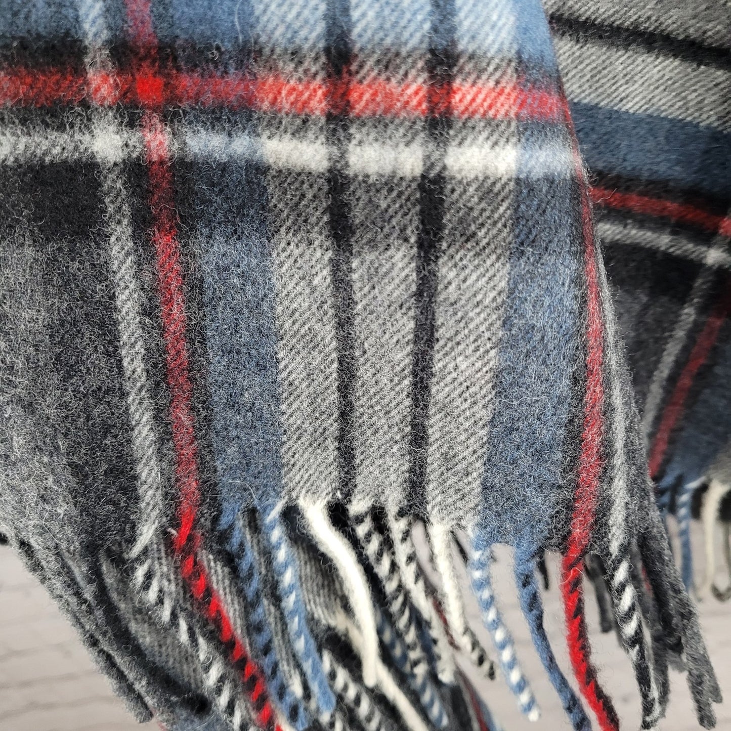 Highland Tweeds Multicolor 100% Lambswool Plaid Fringe Blanket Wrap Scotland