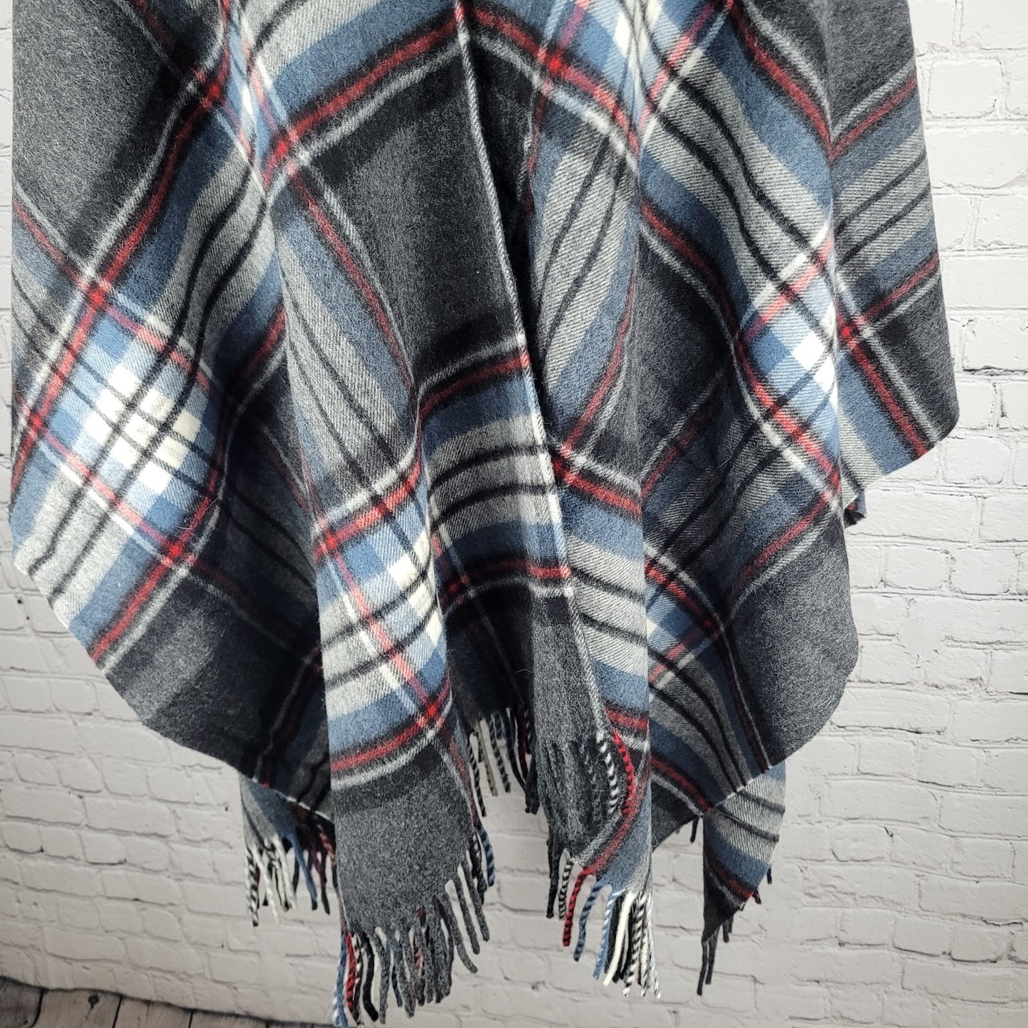 Highland Tweeds Multicolor 100% Lambswool Plaid Fringe Blanket Wrap Scotland