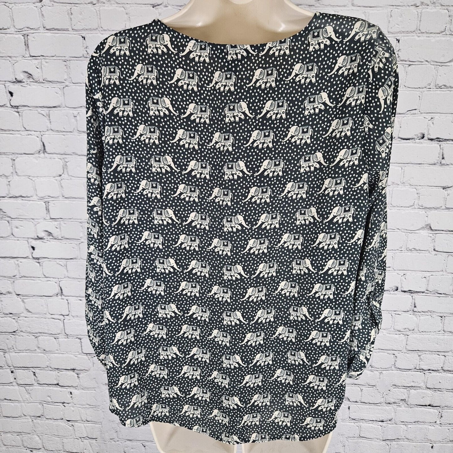 Mix By 41Hawthorn Green White Elephant 3/4 Tabbed Sleeve Size Medium M Blouse