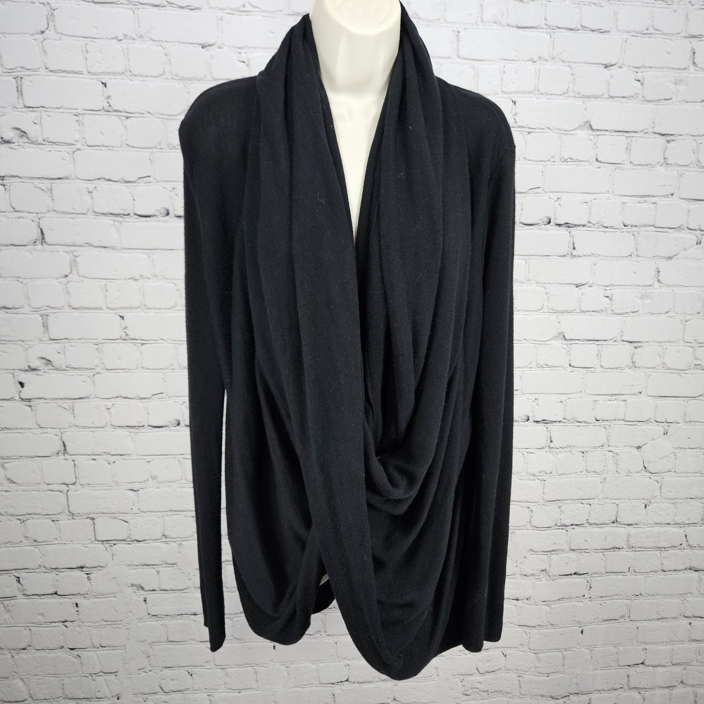 Nordstrom Lingerie Black Waterfall Wrap Long Sleeve Cardigan Sweater Large L