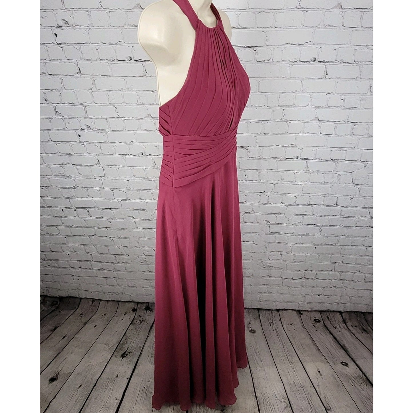 Azazie Purple Pleated Halter Strapless Backless Bridesmaid Maxi Dress Gown A6