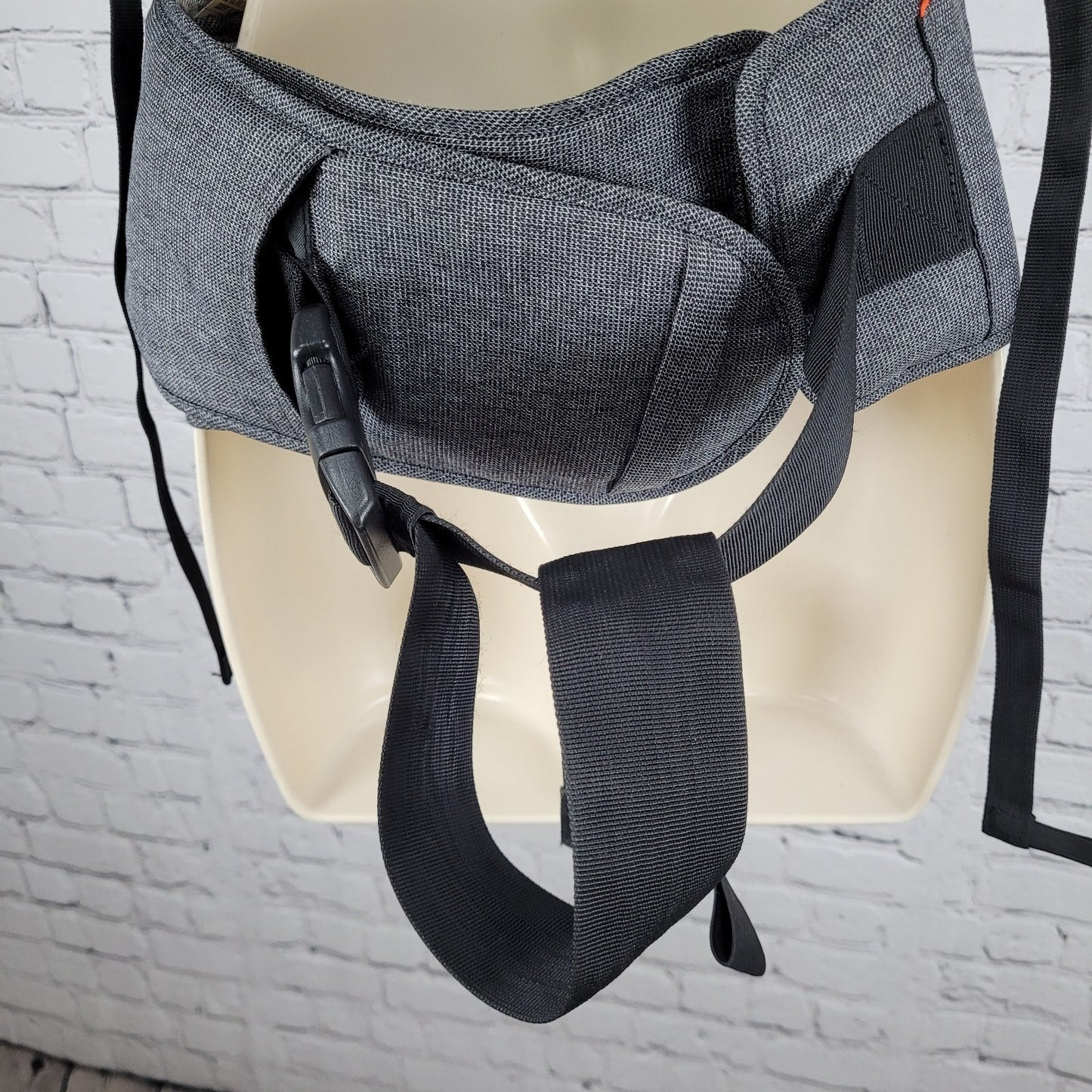 Miamily A Swiss Brand Grey Infant Baby Carrier Adjustable Straps Zipped Bag