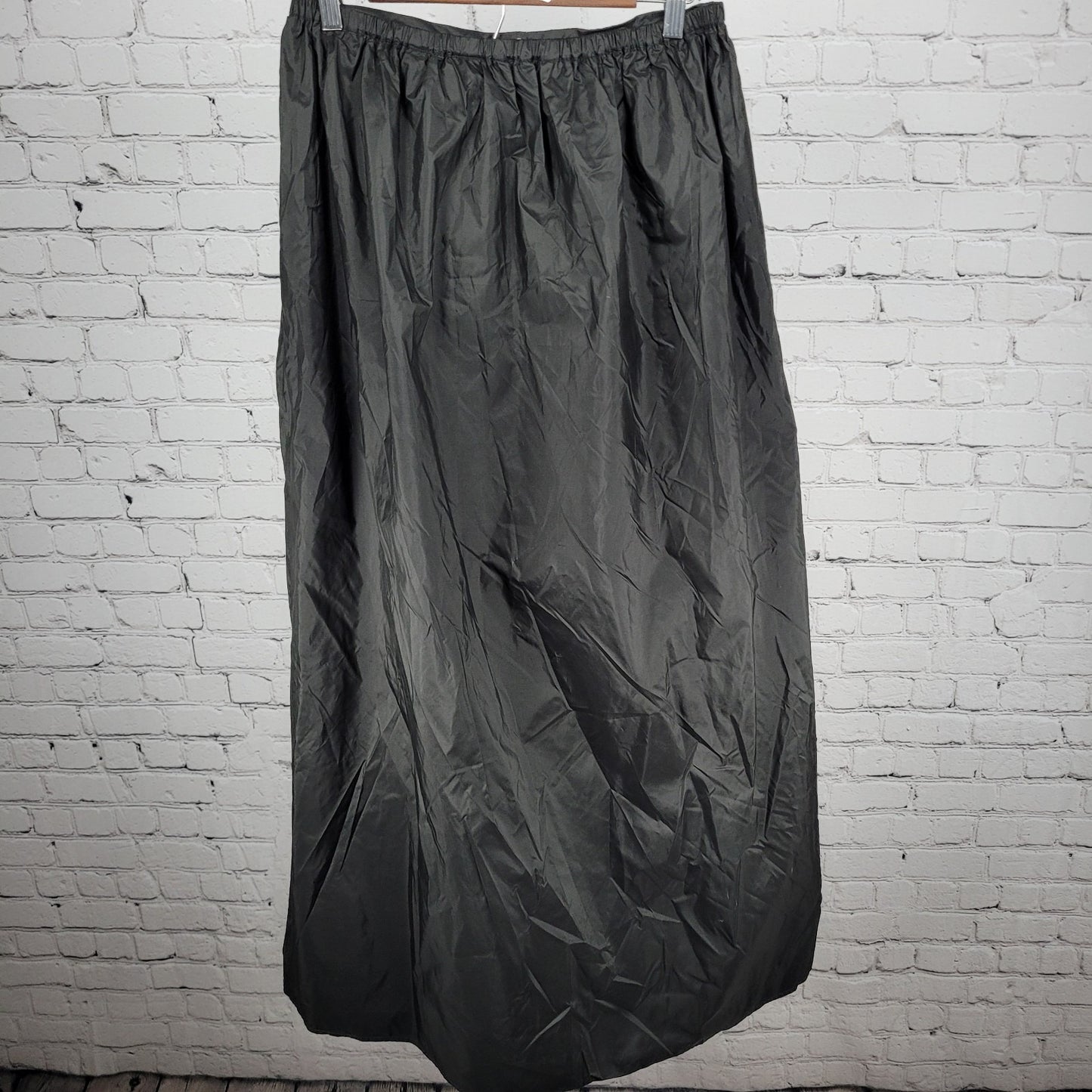 Valerie Stevens Black 100% Silk Pleated Elastic Waist Full Tulle Skirt Medium M