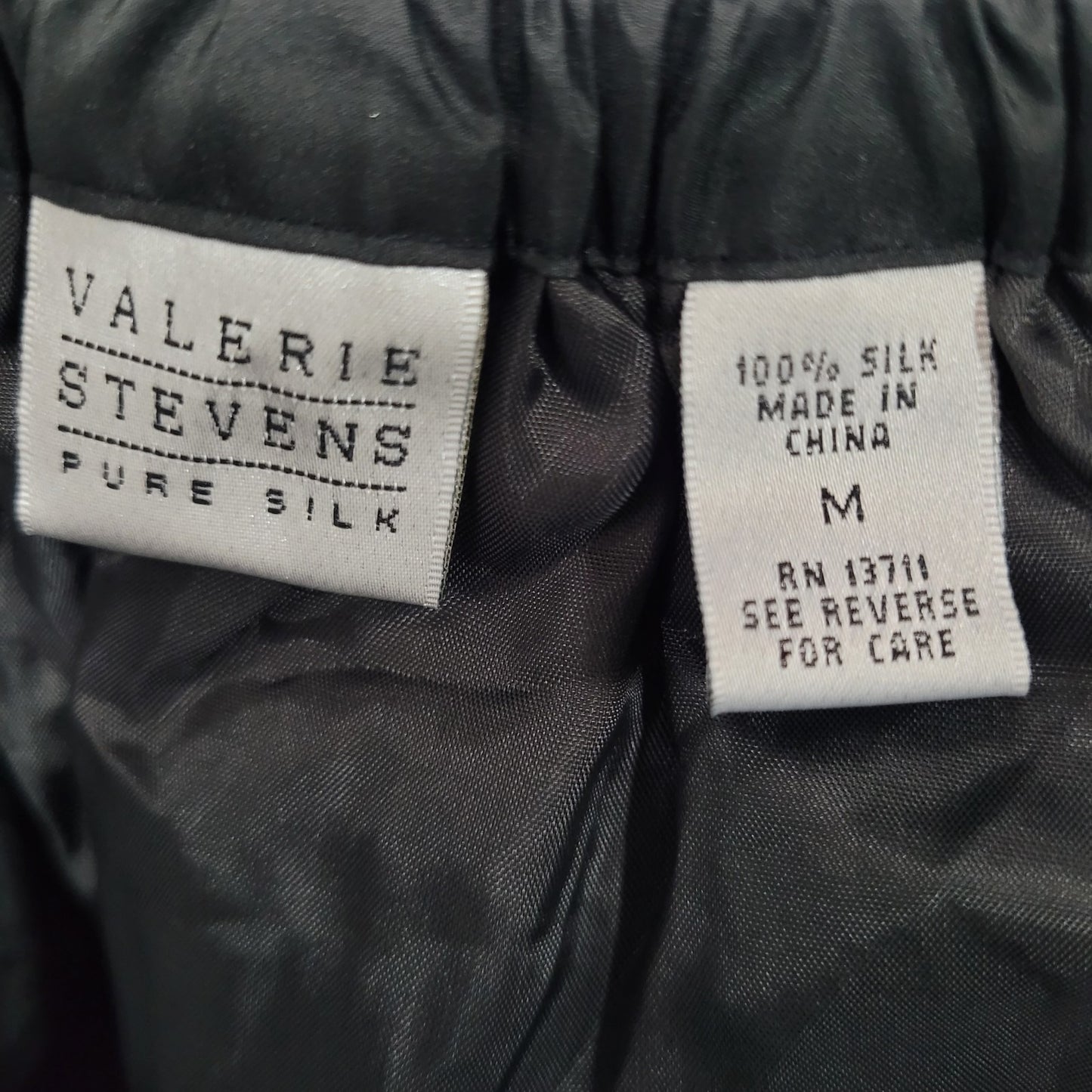 Valerie Stevens Black 100% Silk Pleated Elastic Waist Full Tulle Skirt Medium M